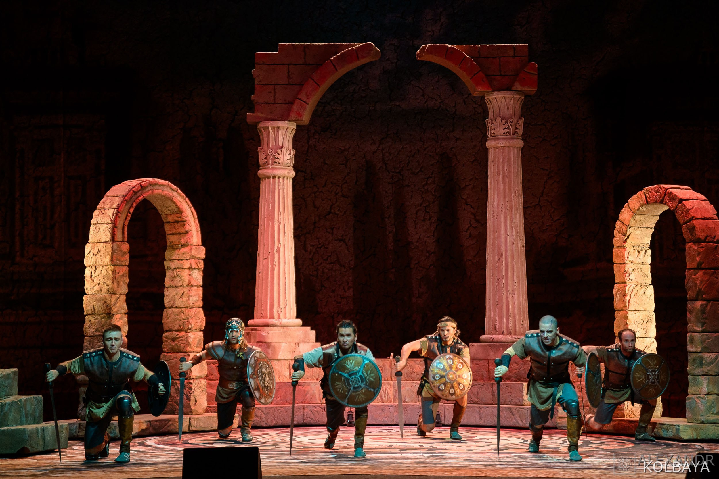Фоторепортаж со спектакля Гладиатор в Театре Терезы Дуровой. Концертный и театральный репортажный фотограф в Москве Александр Колбая