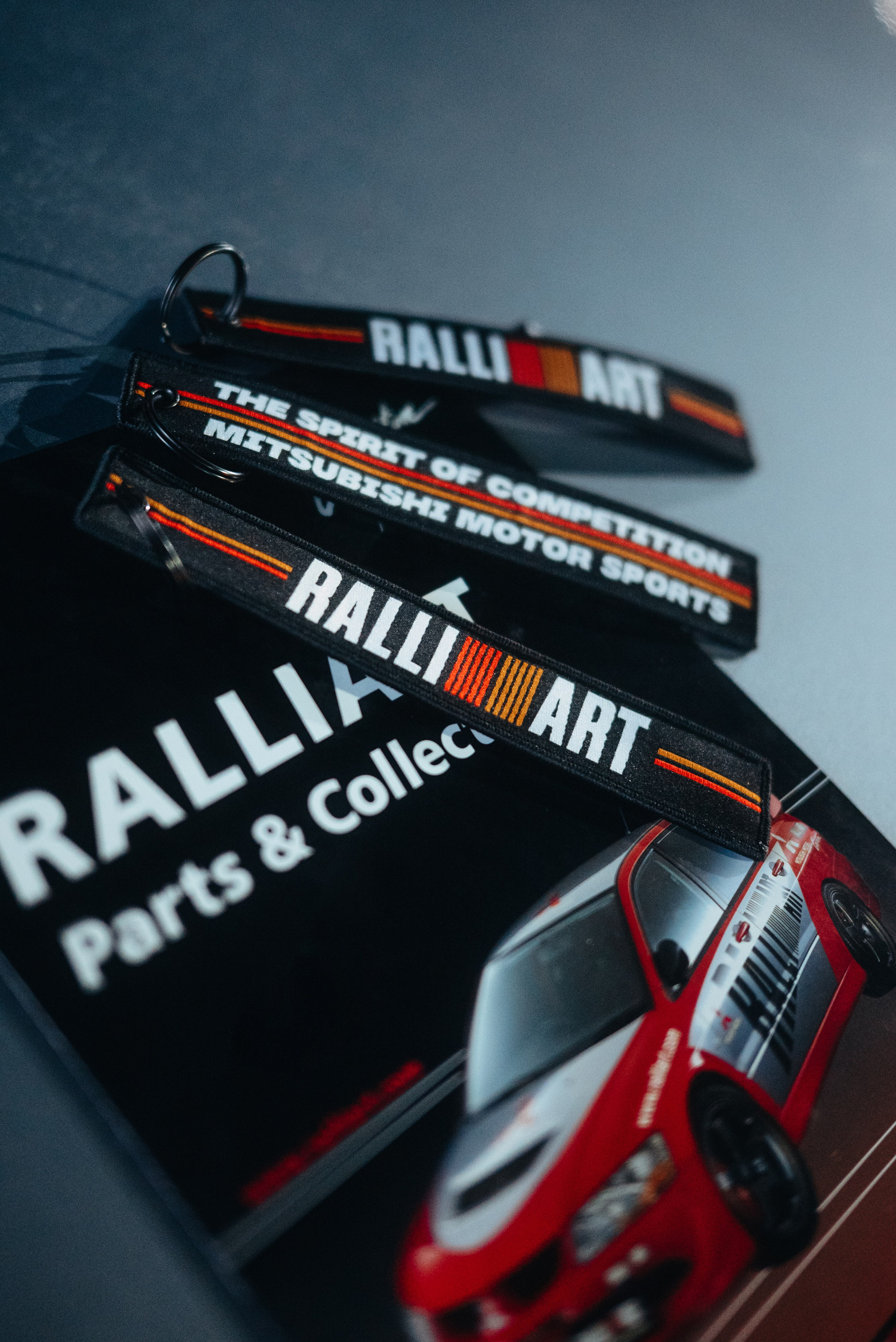 Downfly 9 июля 2025. DeLorein