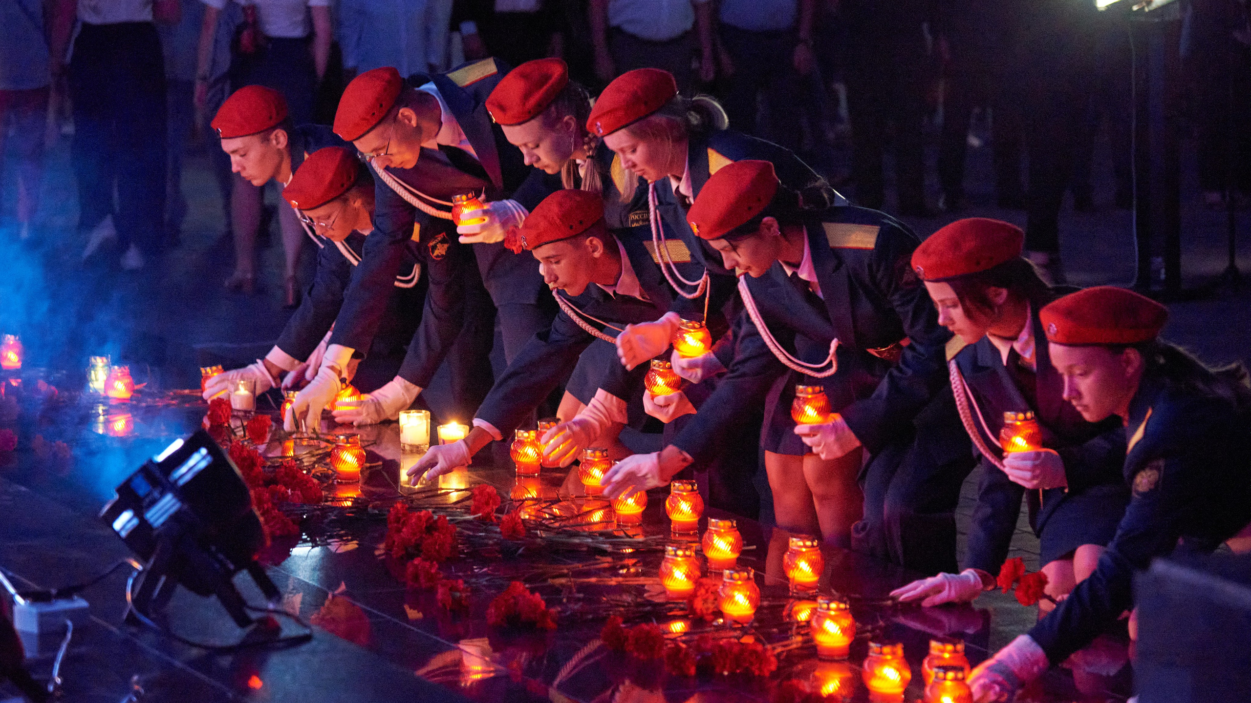 Акция «Свеча памяти». [fXph] Фотограф Масликов Илья. Съёмка мероприятий в Ленинске-Кузнецком