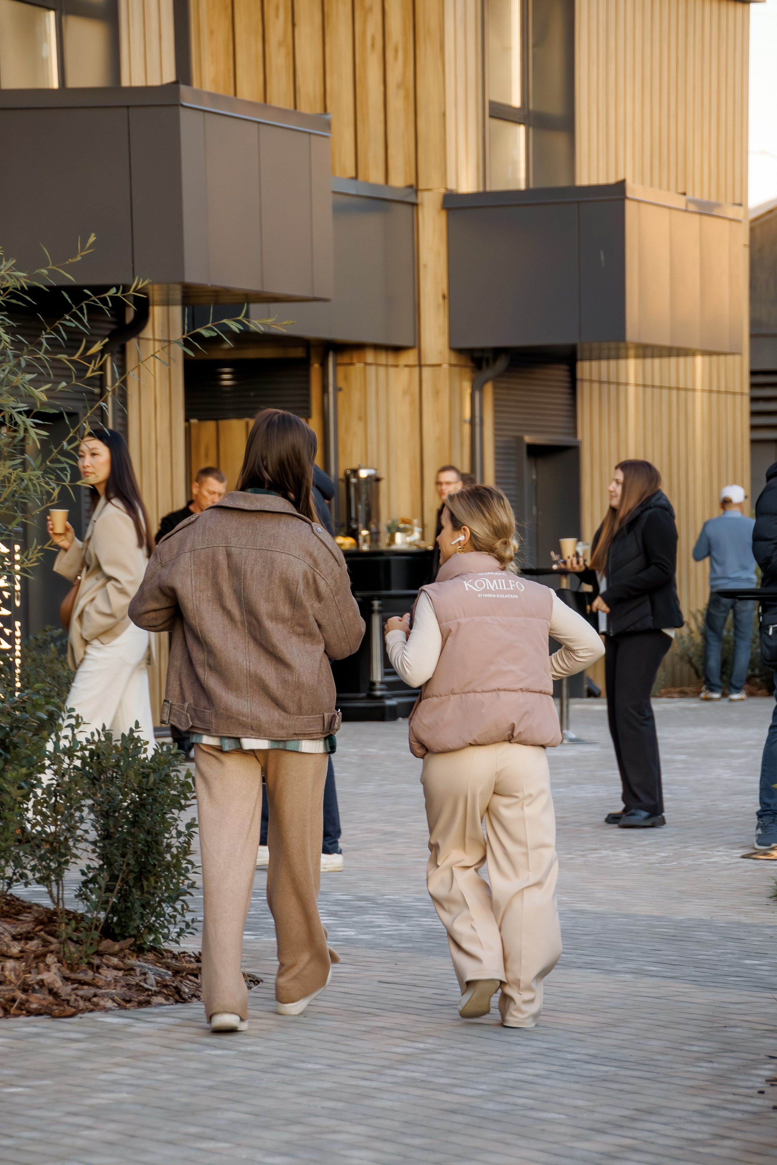 Backstage ЖК Стрижи Сити. Свадебный фотограф в Иркутске Бобылев Никита