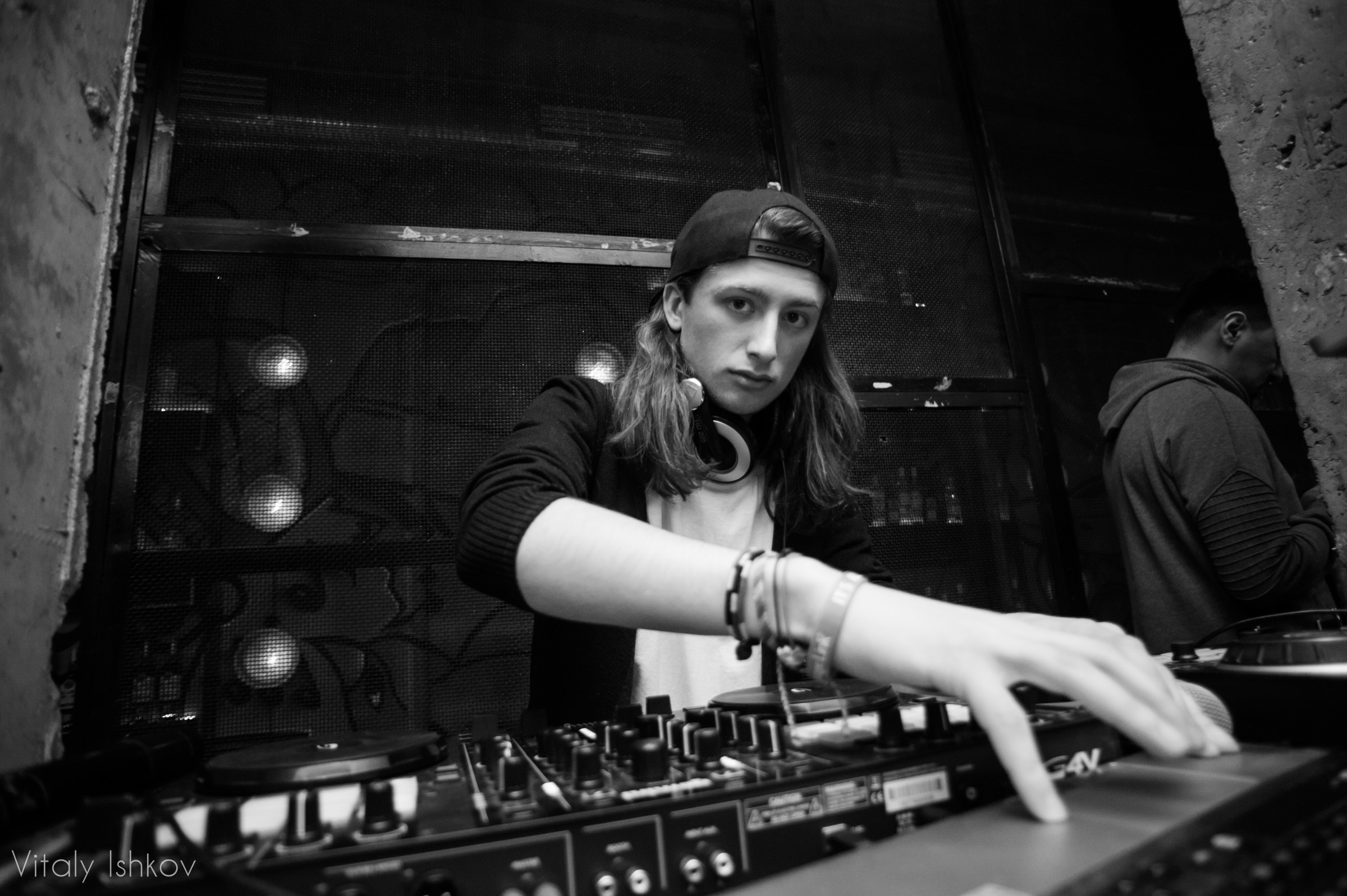 Клуб Юность Ростов фото. Репортажный и коммерческий фотограф в Ростове Виталий Ишков