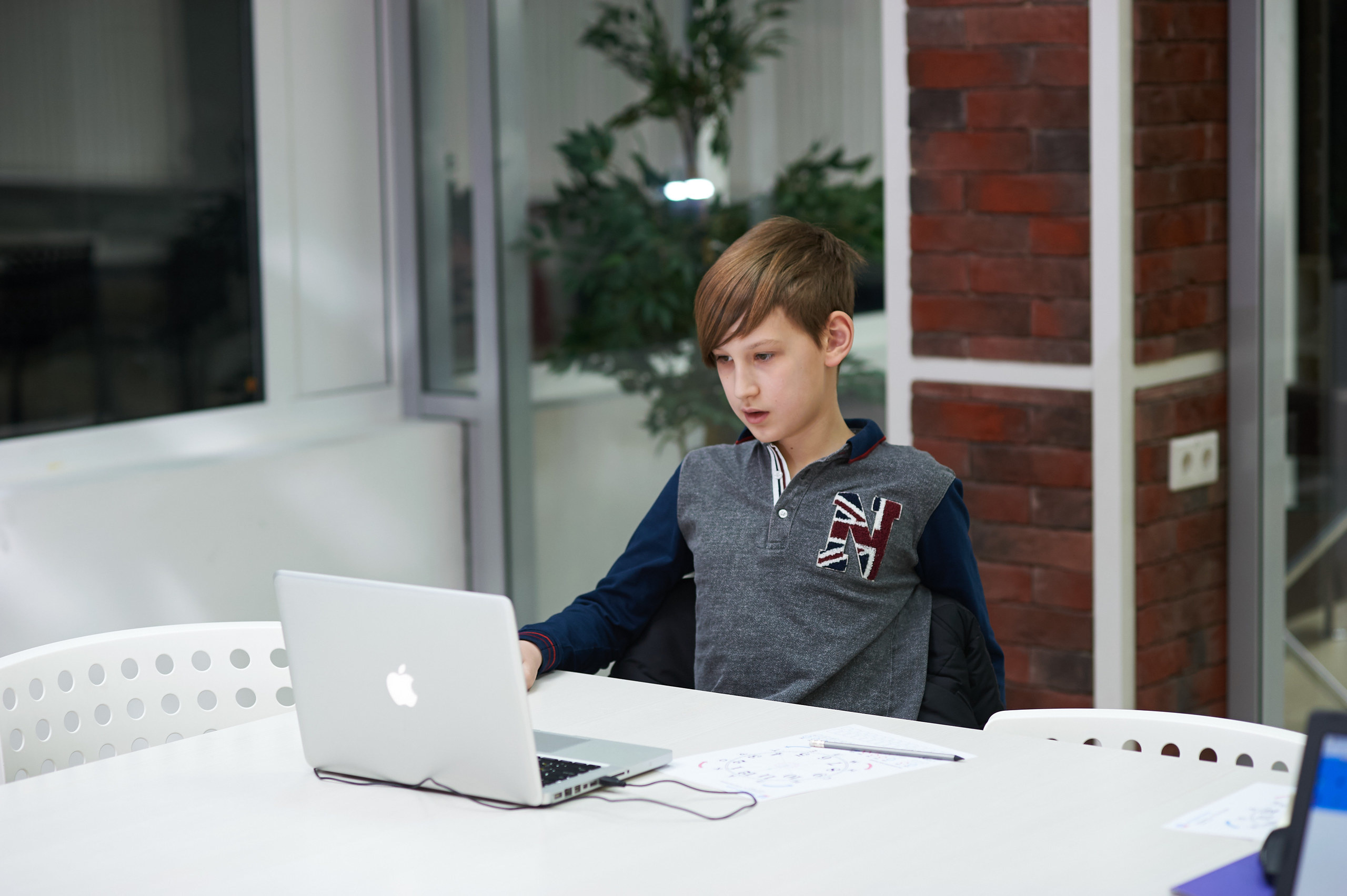 Алгоритмика. Школа программирования для детей. Репортажный и коммерческий фотограф в Ростове Виталий Ишков