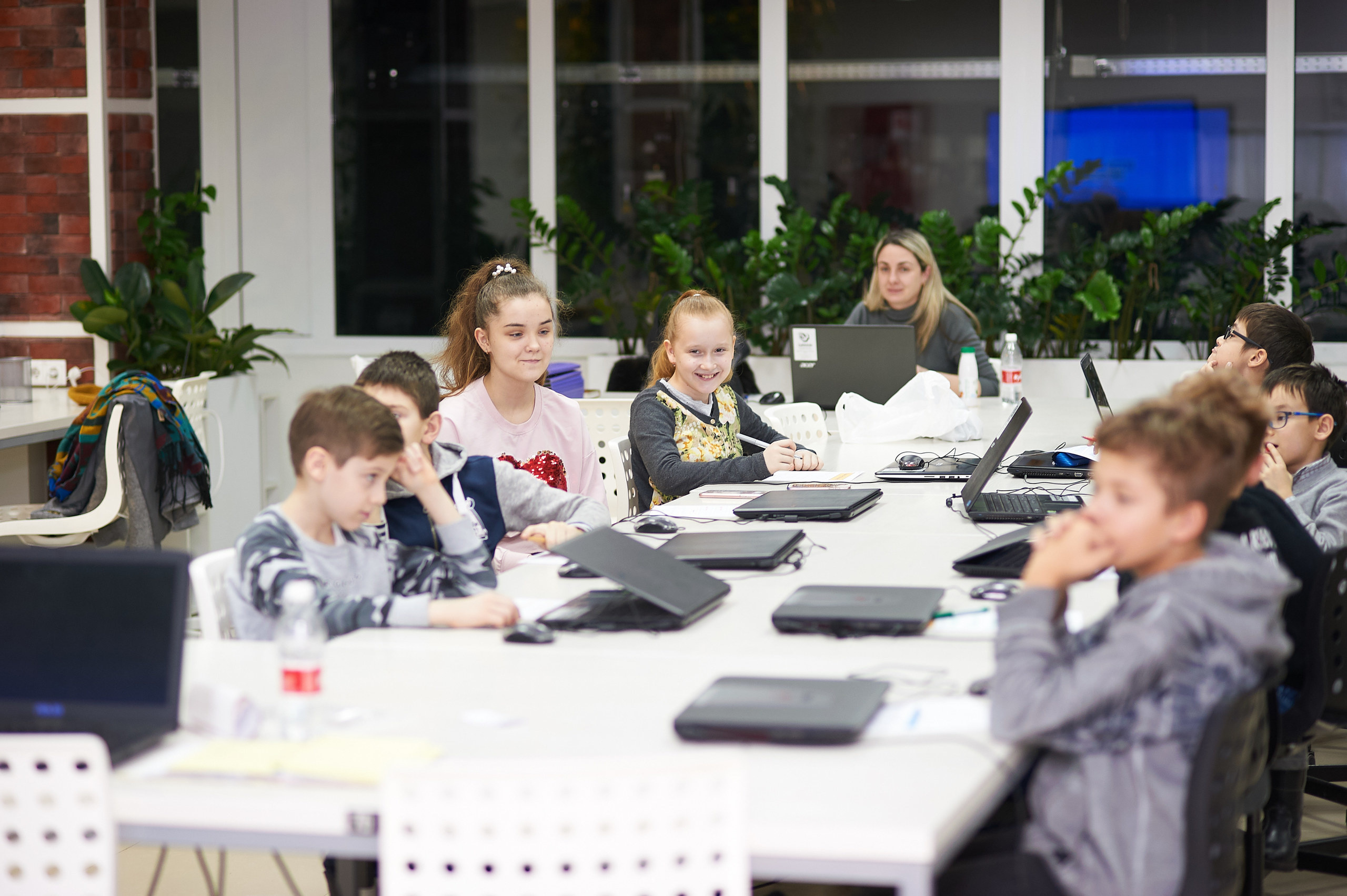 Алгоритмика. Школа программирования для детей. Репортажный и коммерческий фотограф в Ростове Виталий Ишков