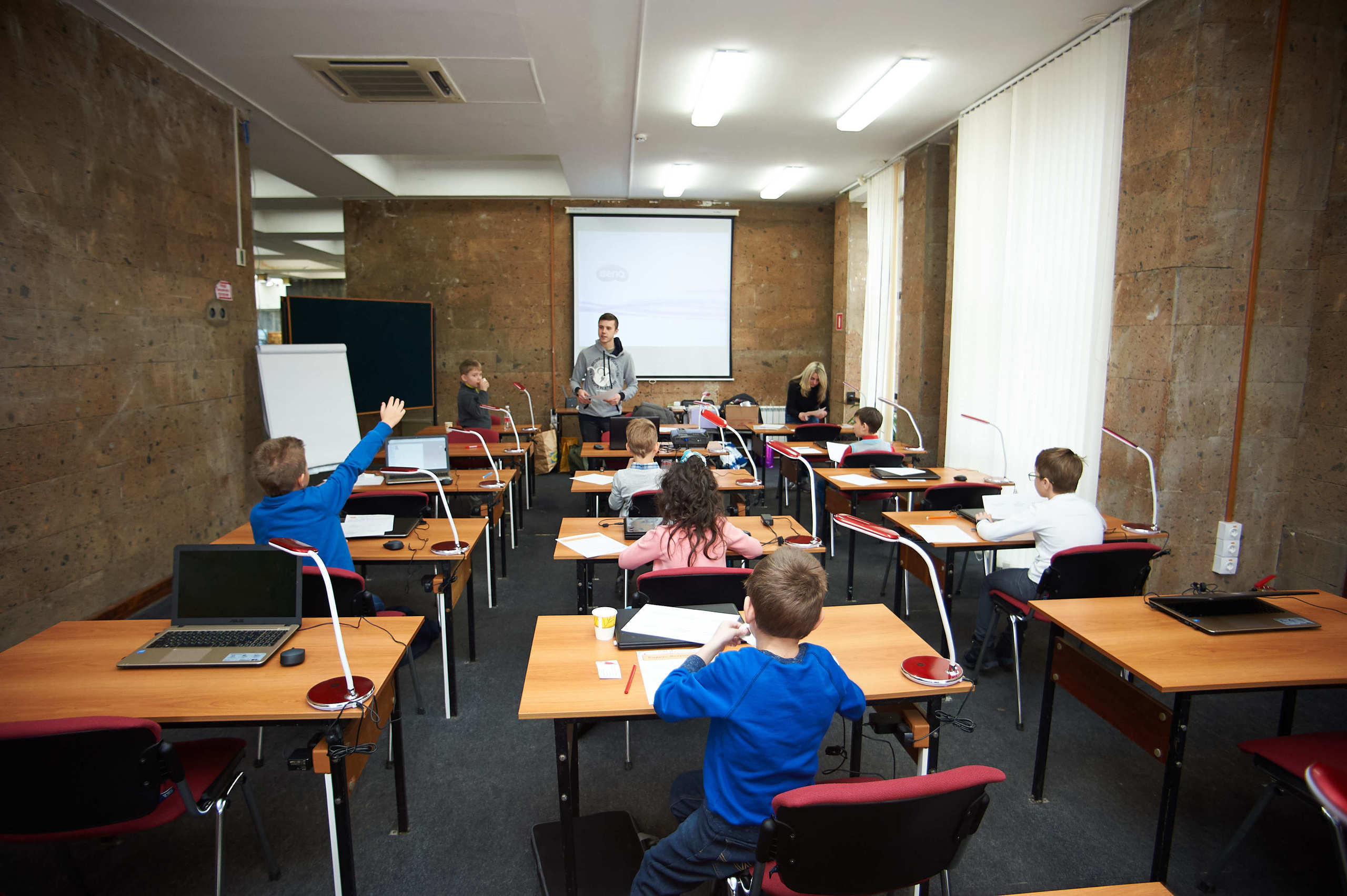 Алгоритмика. Школа программирования для детей. Репортажный и коммерческий фотограф в Ростове Виталий Ишков