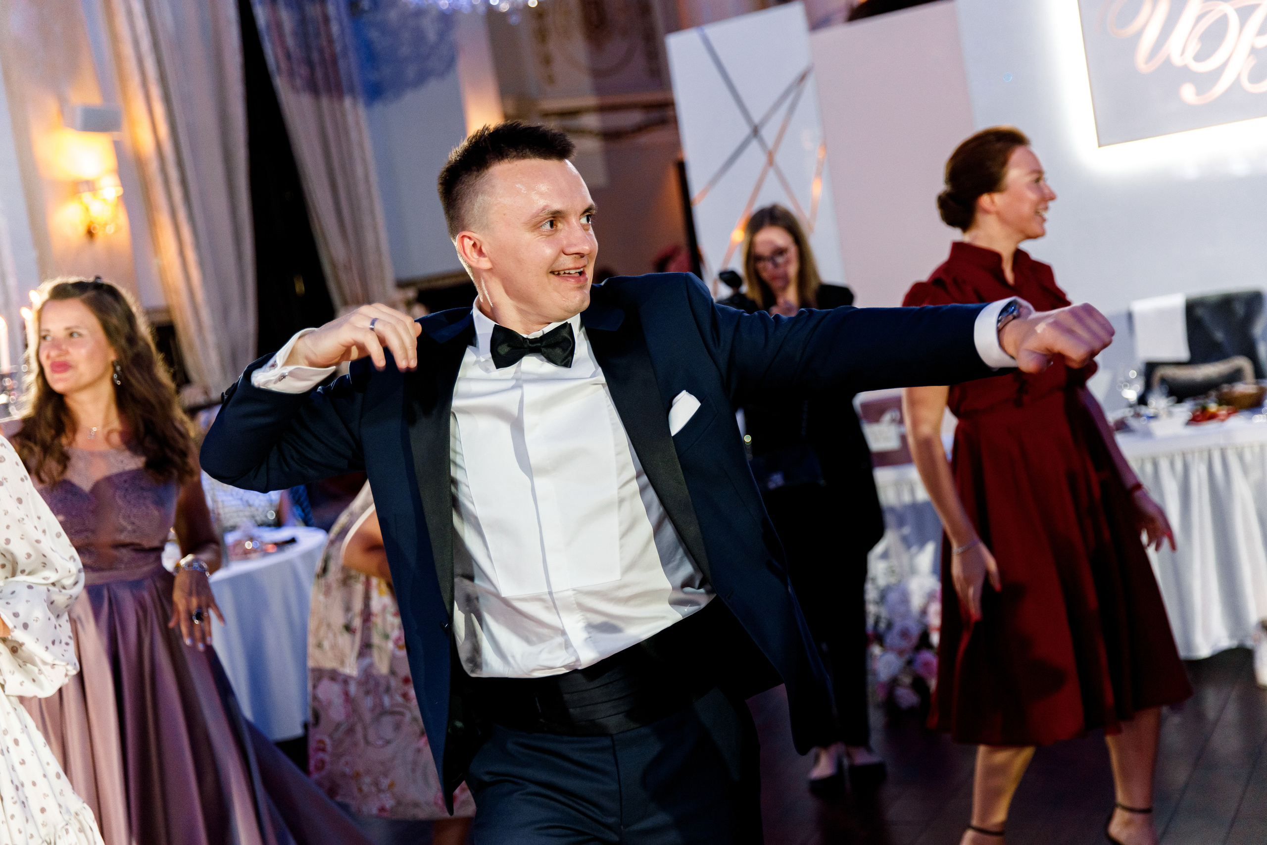 Ivan & Vika — Saint-Petersburg (Russia). Richard and Irene - Destination wedding photographer