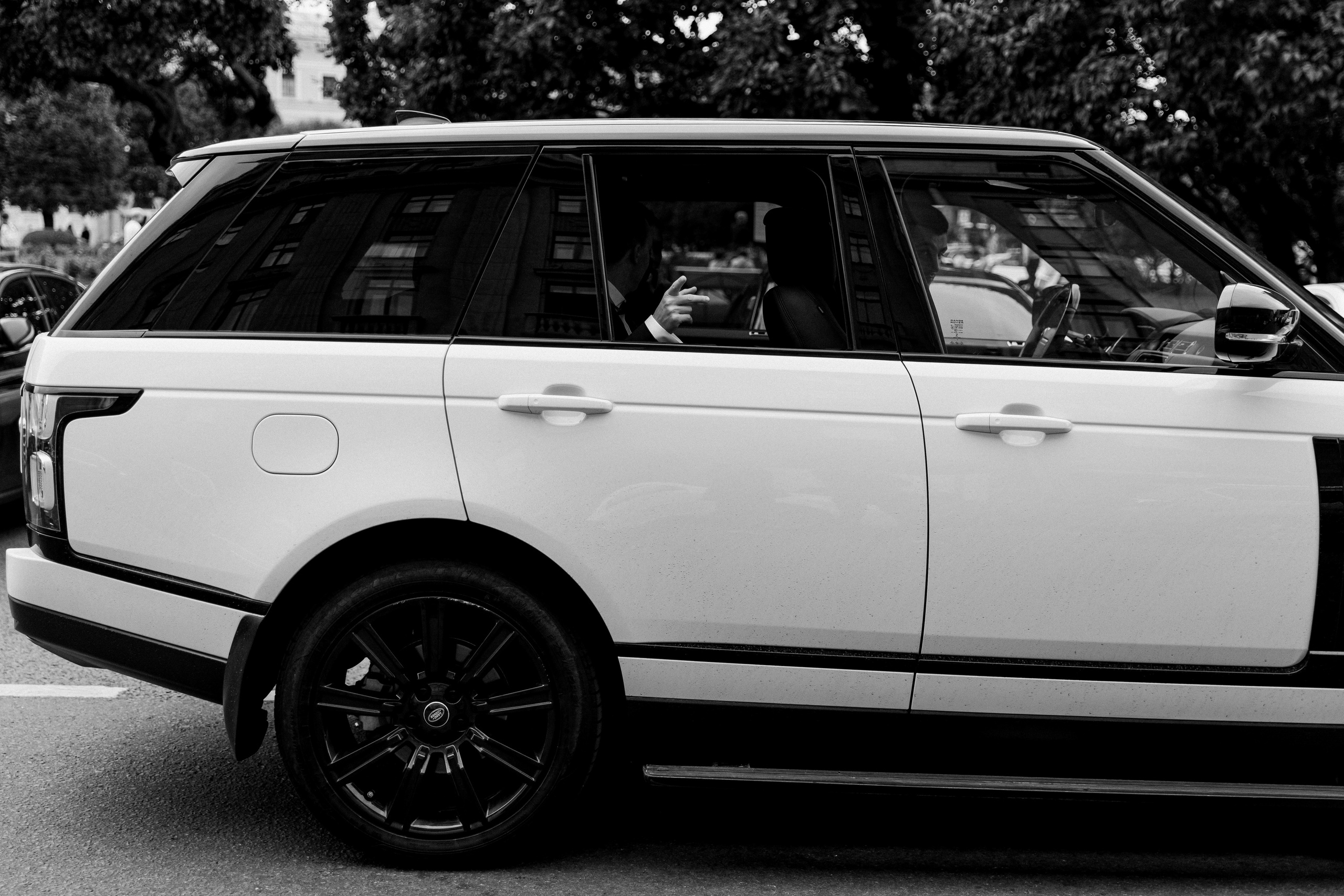 Ivan & Vika — Saint-Petersburg (Russia). Richard and Irene - Destination wedding photographer