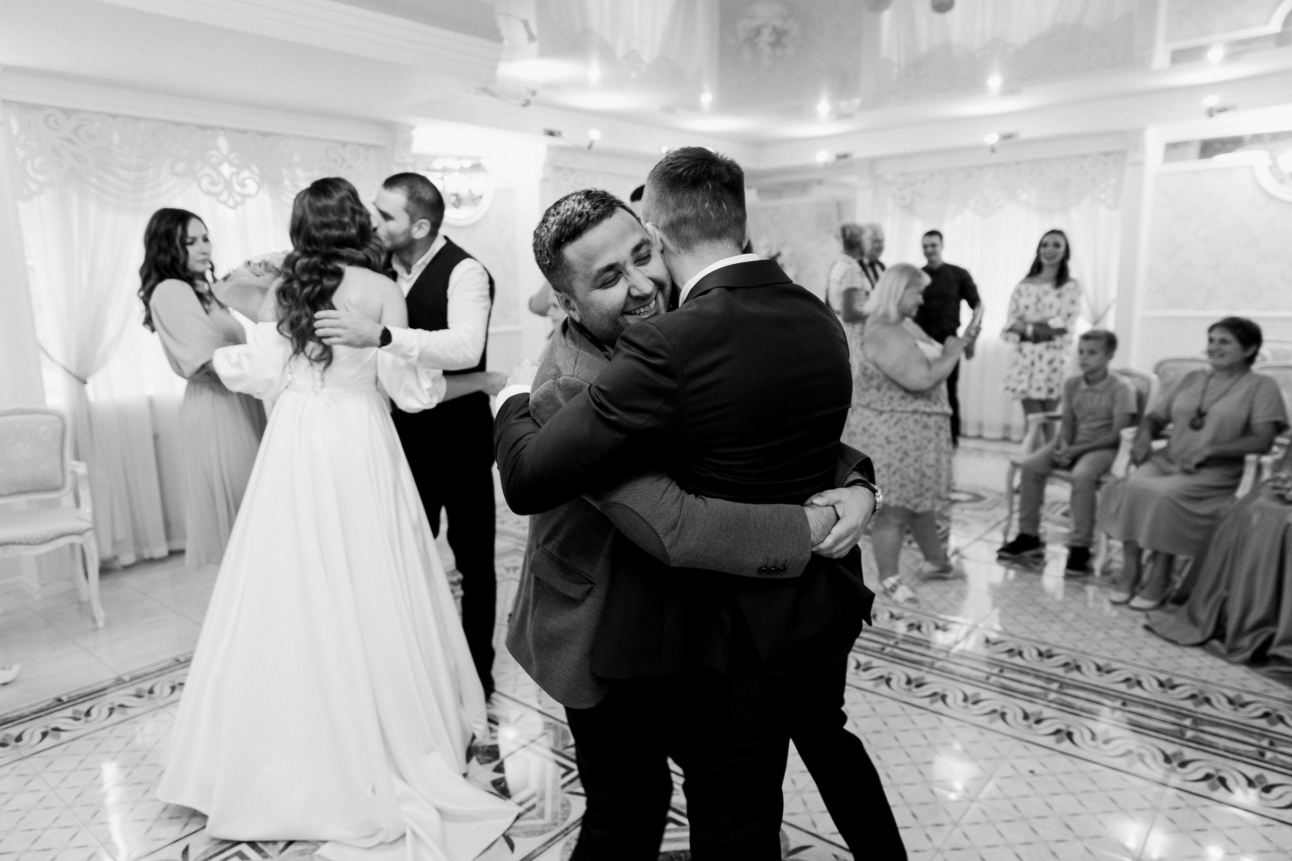 Ivan & Vika — Saint-Petersburg (Russia). Richard and Irene - Destination wedding photographer