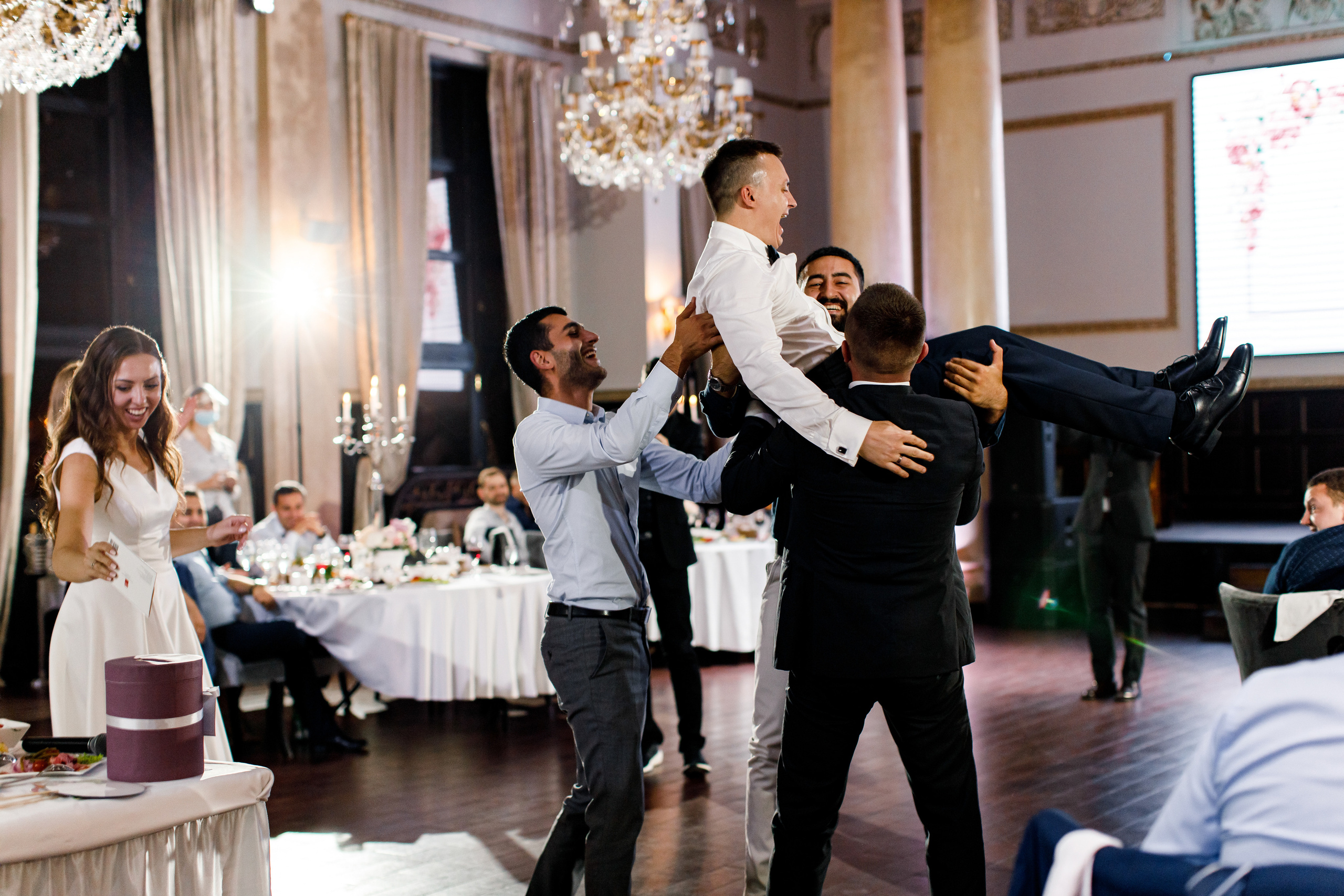 Ivan & Vika — Saint-Petersburg (Russia). Richard and Irene - Destination wedding photographer