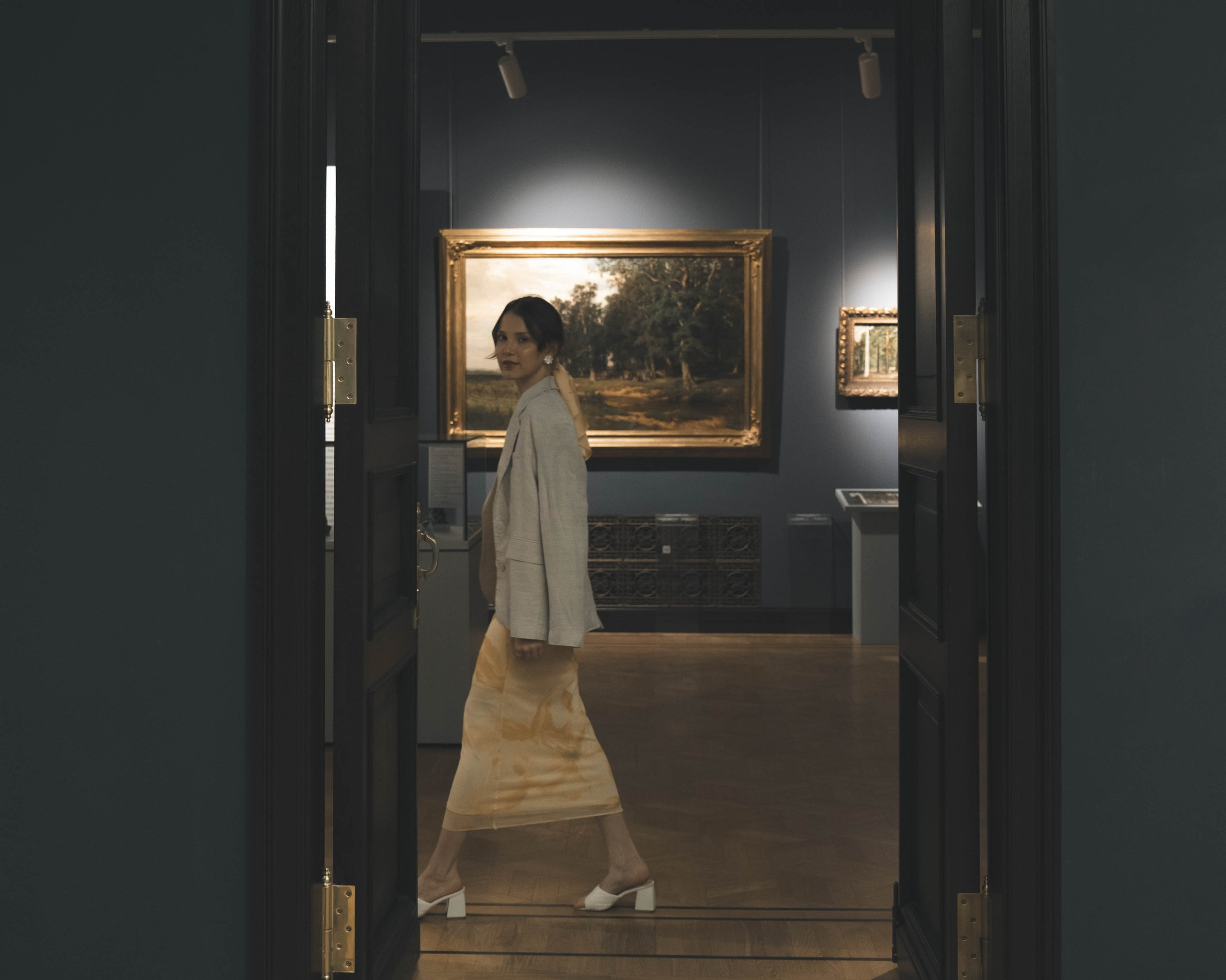 Д | музей ИЗО. Свадебный и семейный фотограф в Казани Диана Портнова