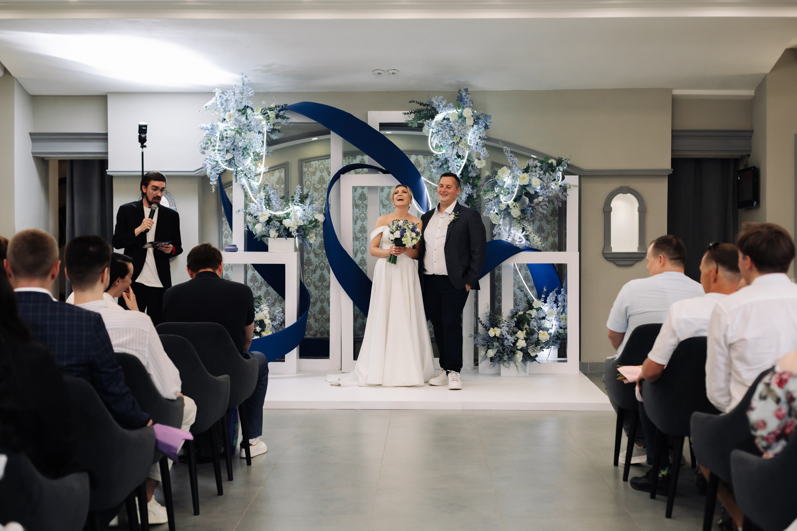 Саша & Валя. Свадебный и портретный фотограф в Омске Антон Карев