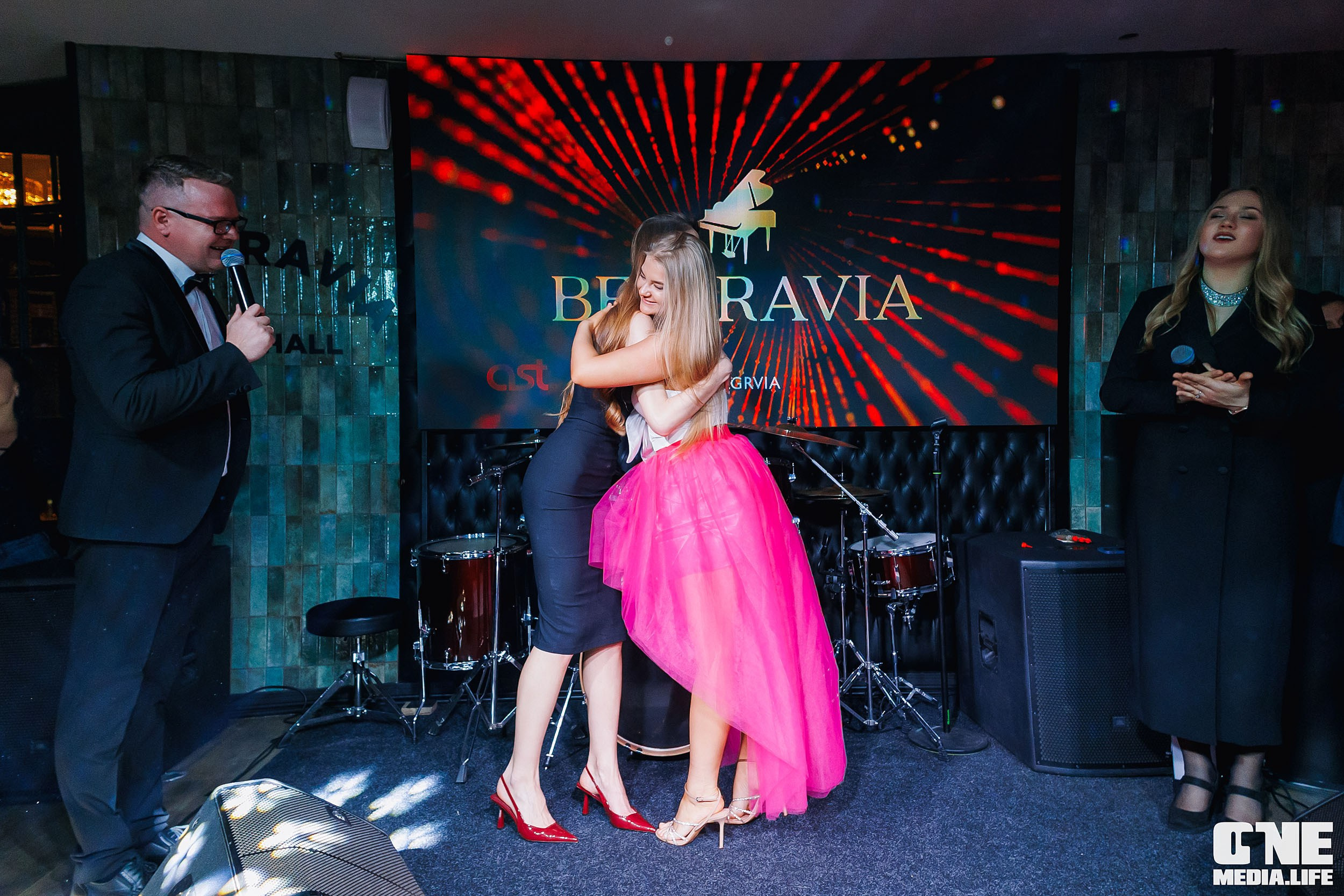 Фоторепортаж из караоке-клуба Белгравия. One Media Life: фоторепортажи, фотоотчеты с мероприятий и заведений