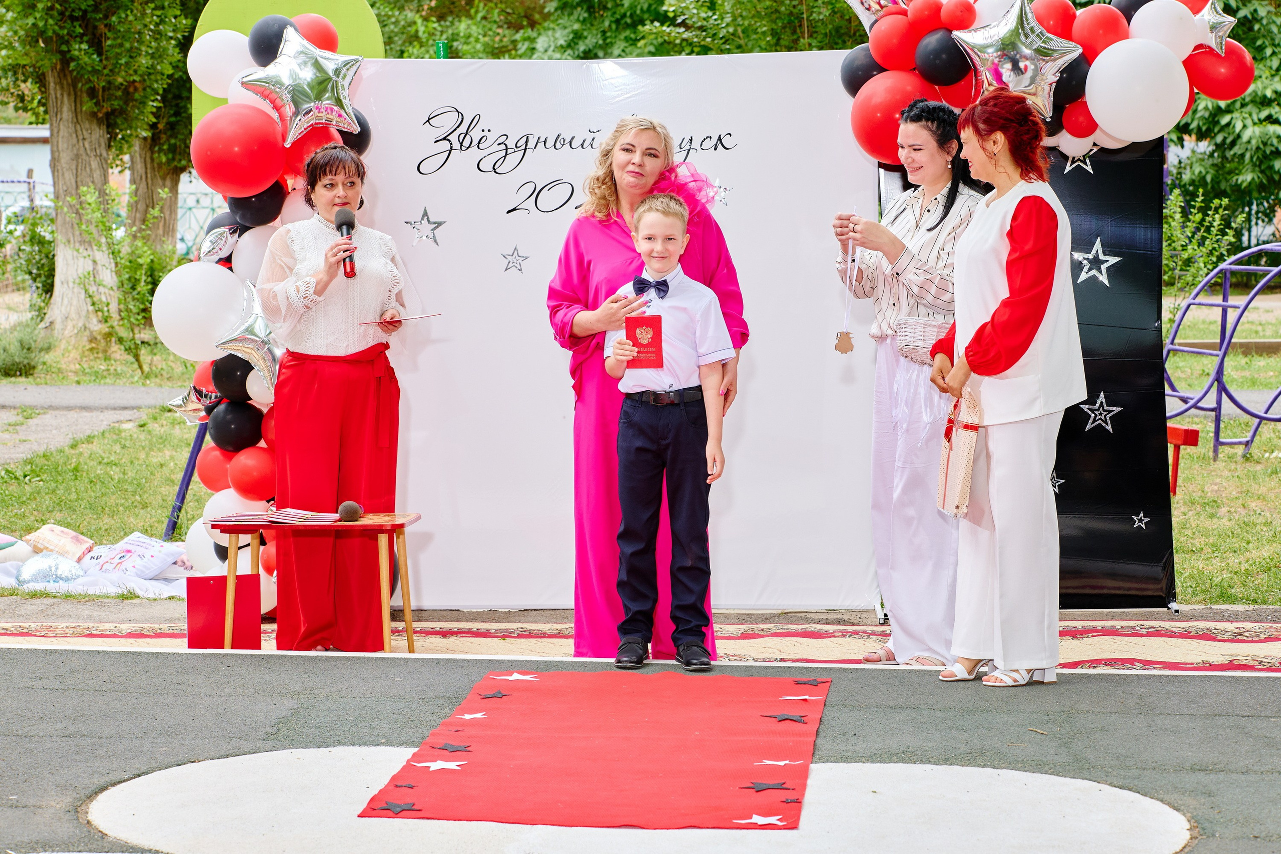 Выпускной 45 сад. Фотограф Выпускные альбомы Таганрог Сергей Коробченко