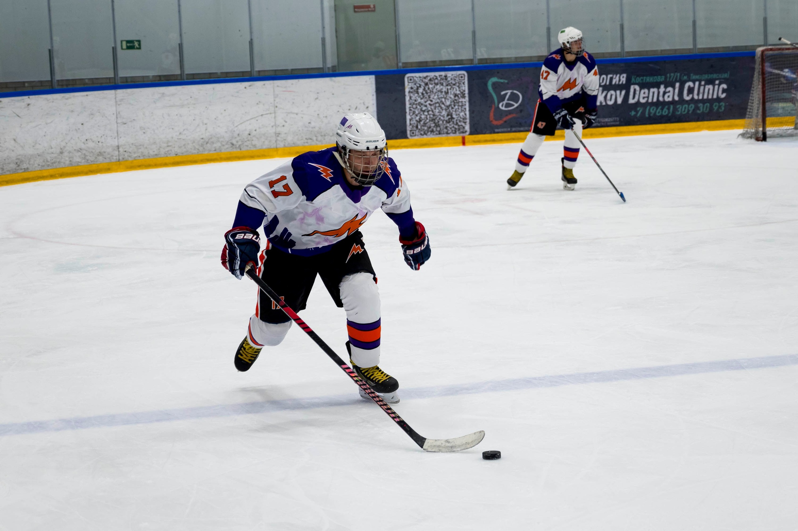 Хоккейный матч корпоративной команды Зарубежнефть. Репортажный фотограф и видеограф Слава Думчев. Тимбилдинги, отчетники, корпоративы