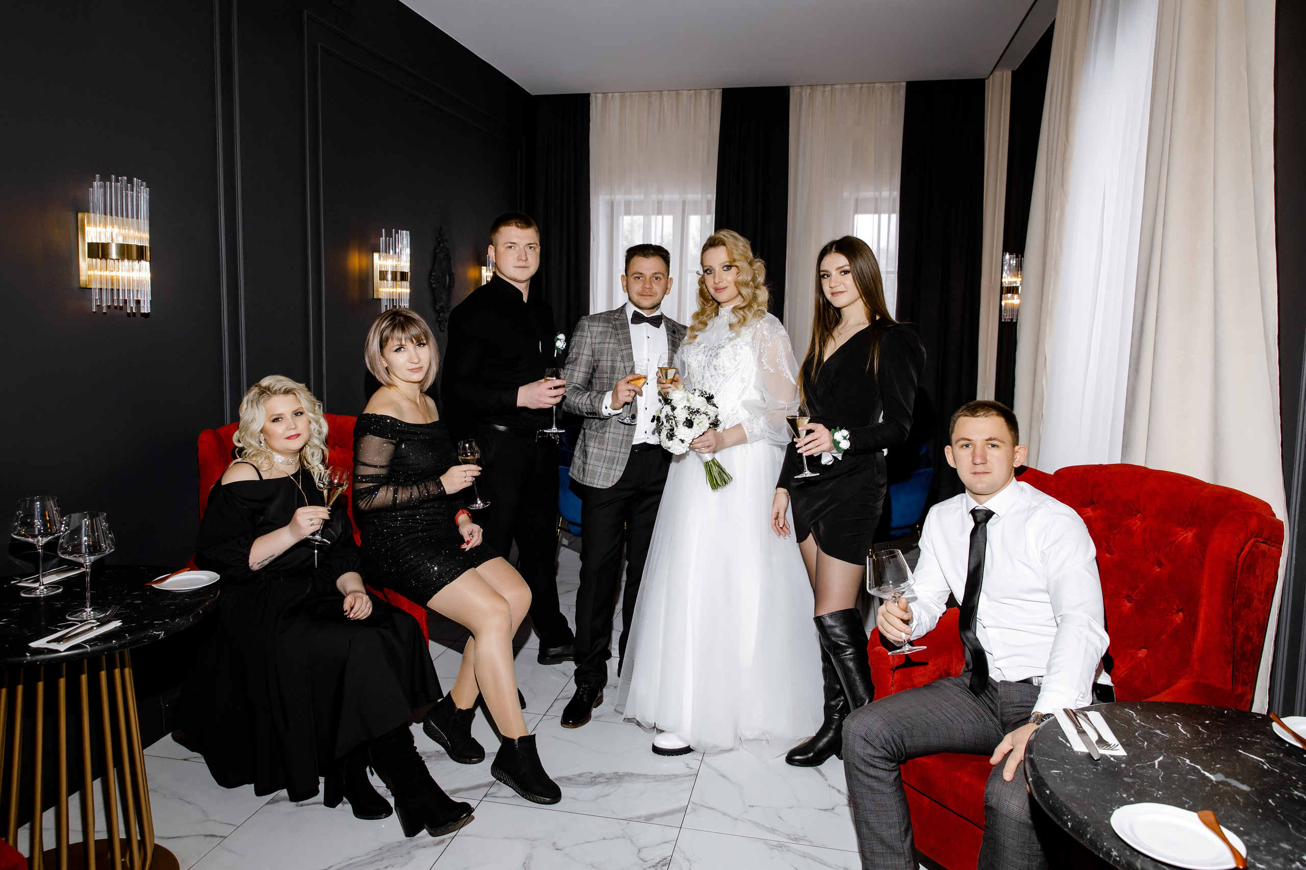 Свадебный день Артёма и Вики. Свадебный фотограф Анна Бабахина