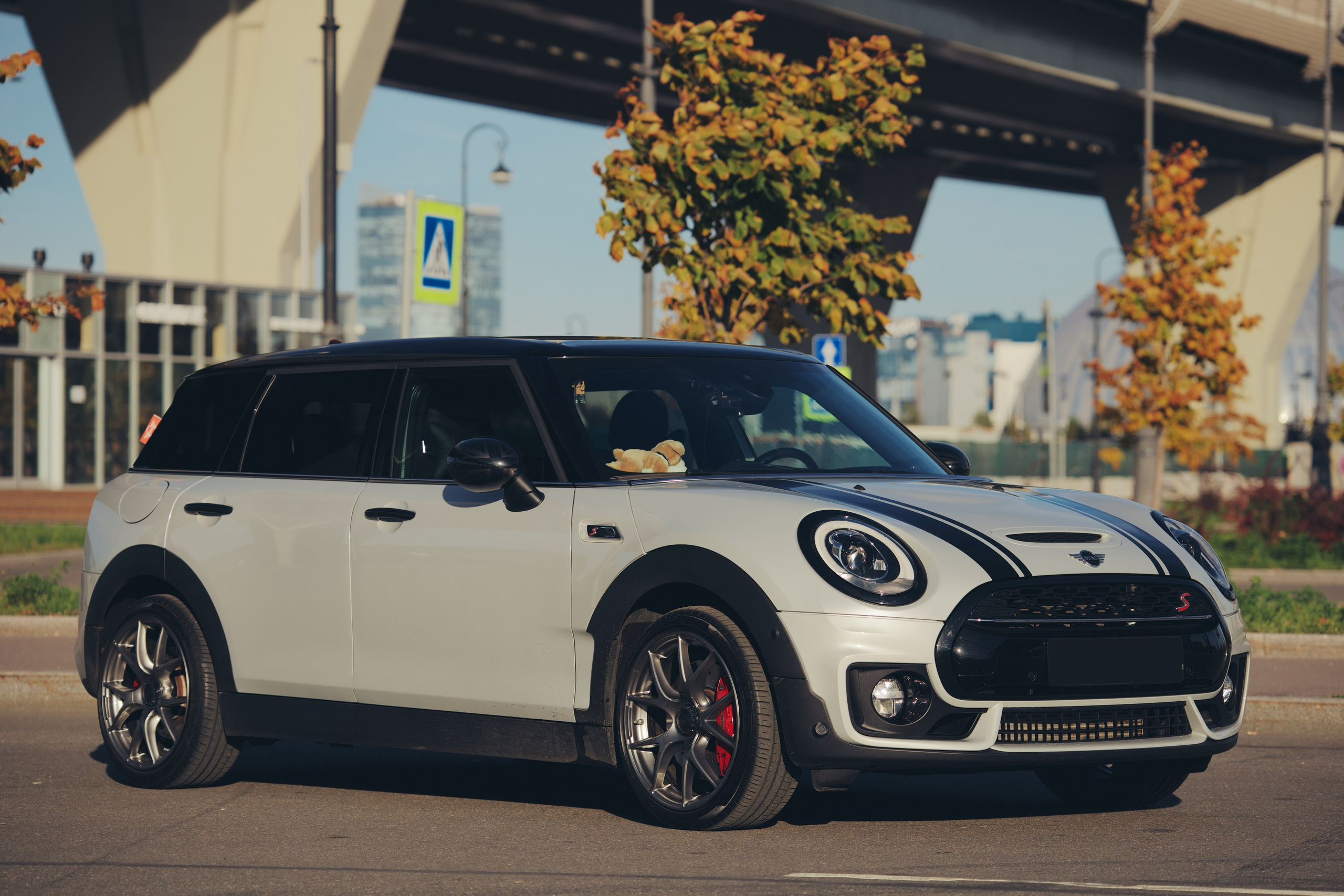 Mini Cooper Clubman. Портретный и автомобильный фотограф в Санкт-Петербурге Евгений Черепанов