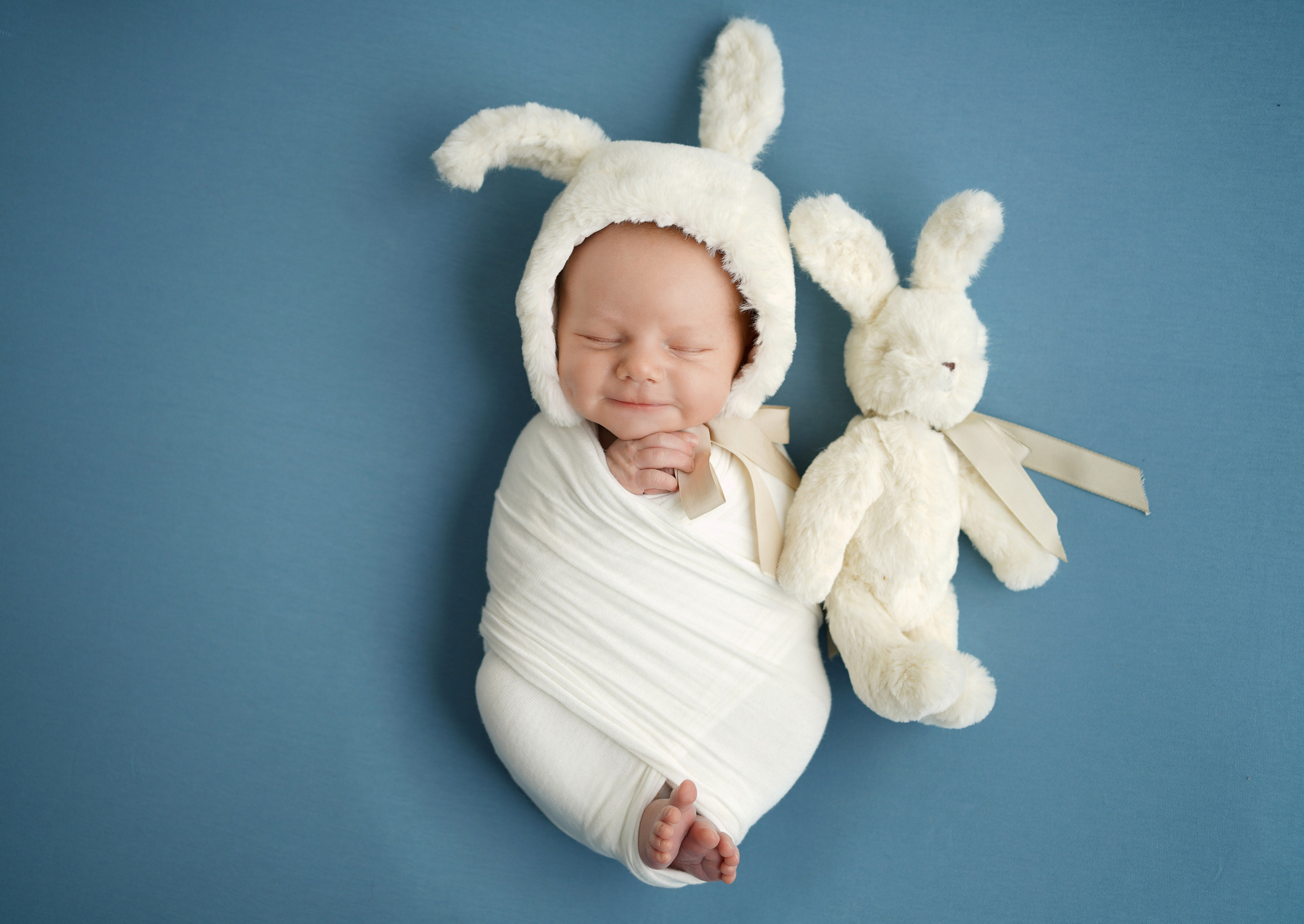 Кокон. Детский фотограф и фотограф новорожденных в Калининград Оксана Иваний