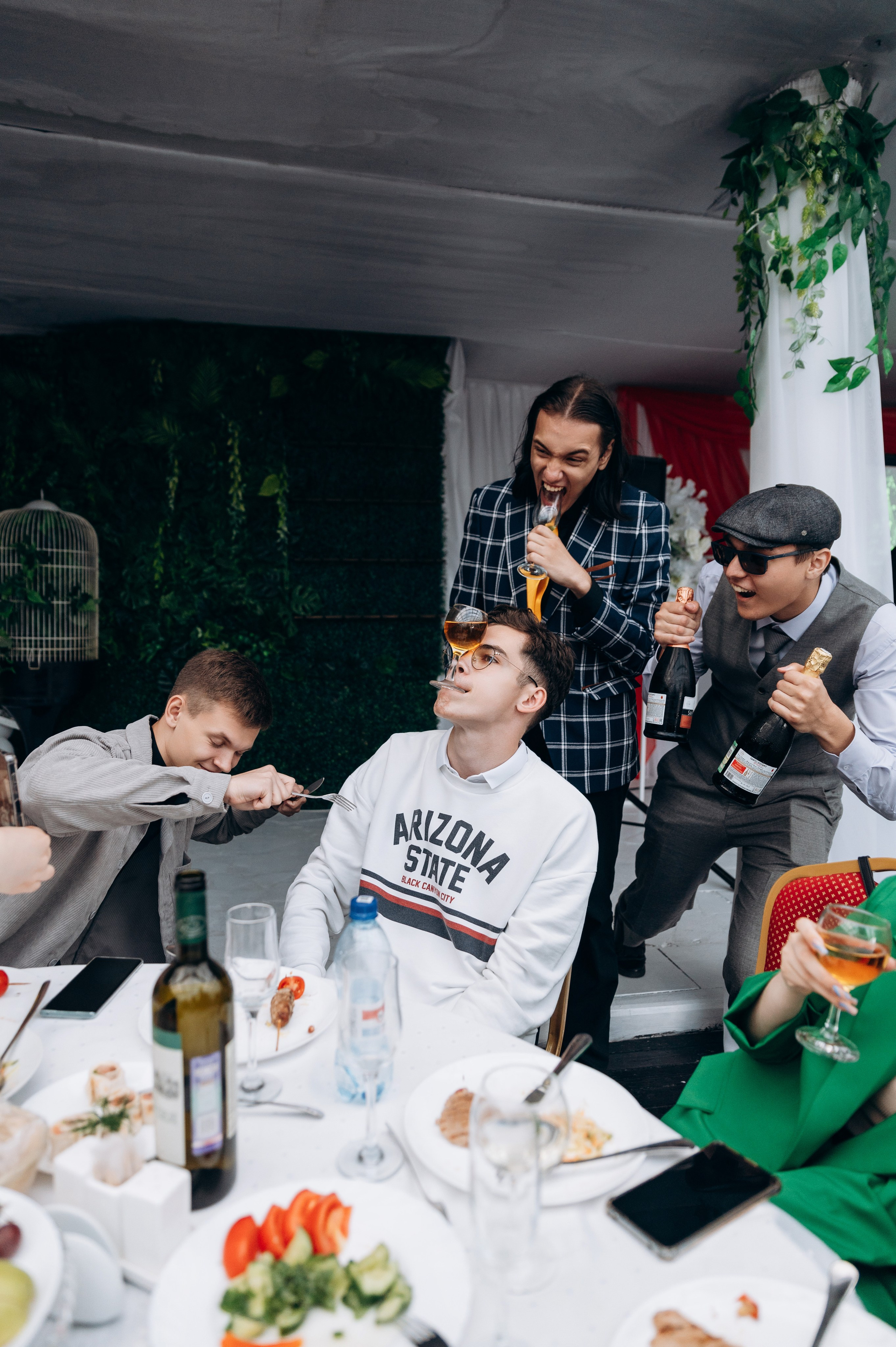 Выпускной 11 класс, банкет. Фотограф в Новосибирске