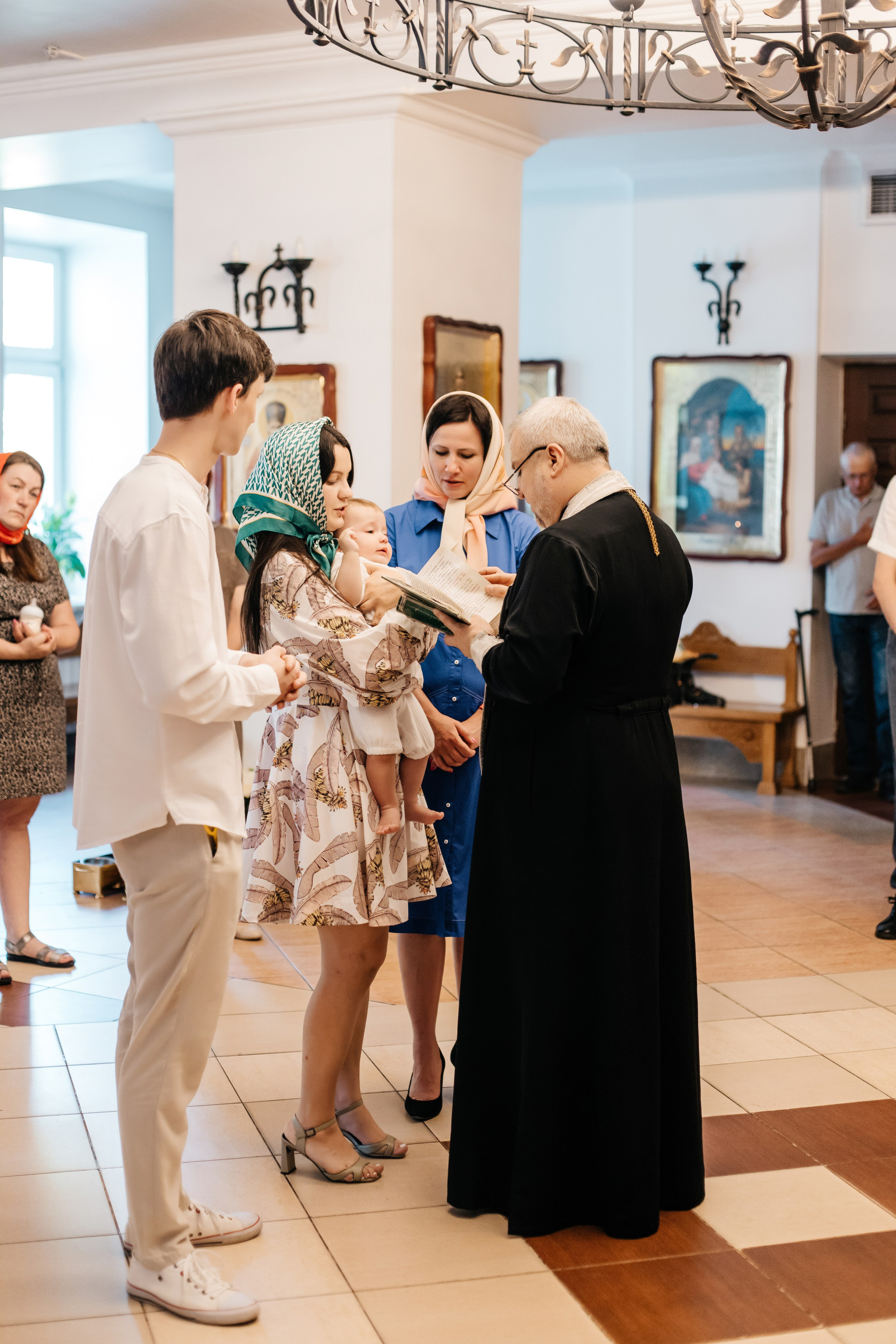 Крещение Андрея. Церковь Преображения Господня. Фотограф ВИКА МЕДУЗА