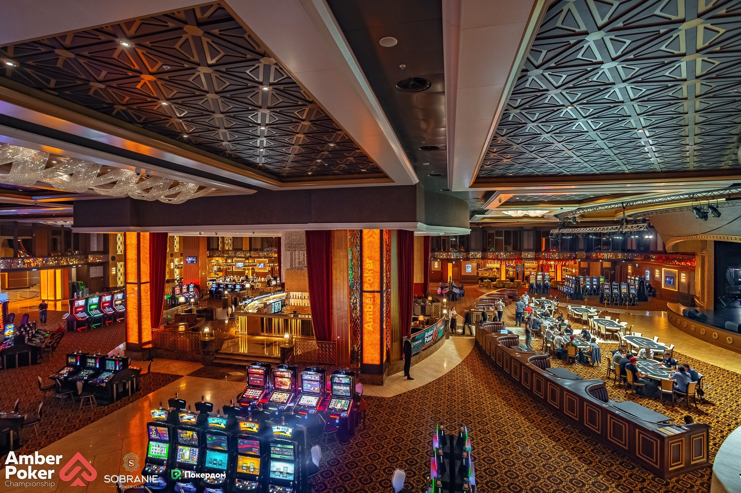 Казино «Собрание». Свадебный и семейный фотограф Ворожейкин Олег. Фотографирую во Владиво