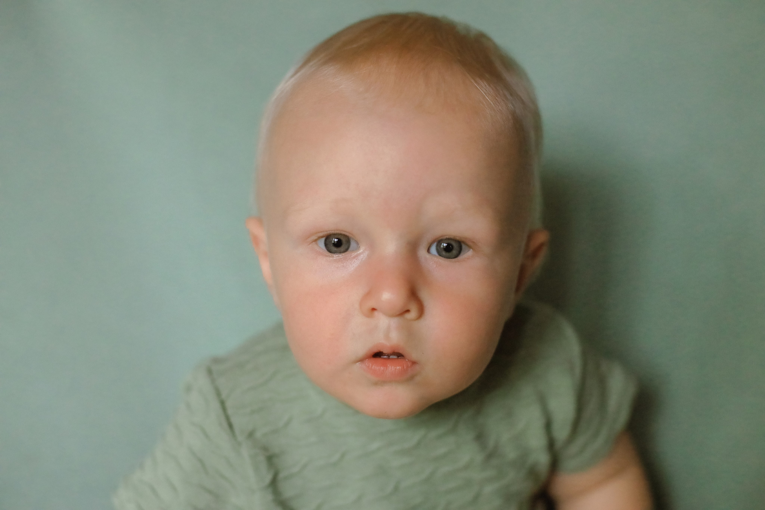 Ян Я РАСТУ. Семейный фотограф и фотограф новорожденных в Санкт-Петербурге Алина Фе