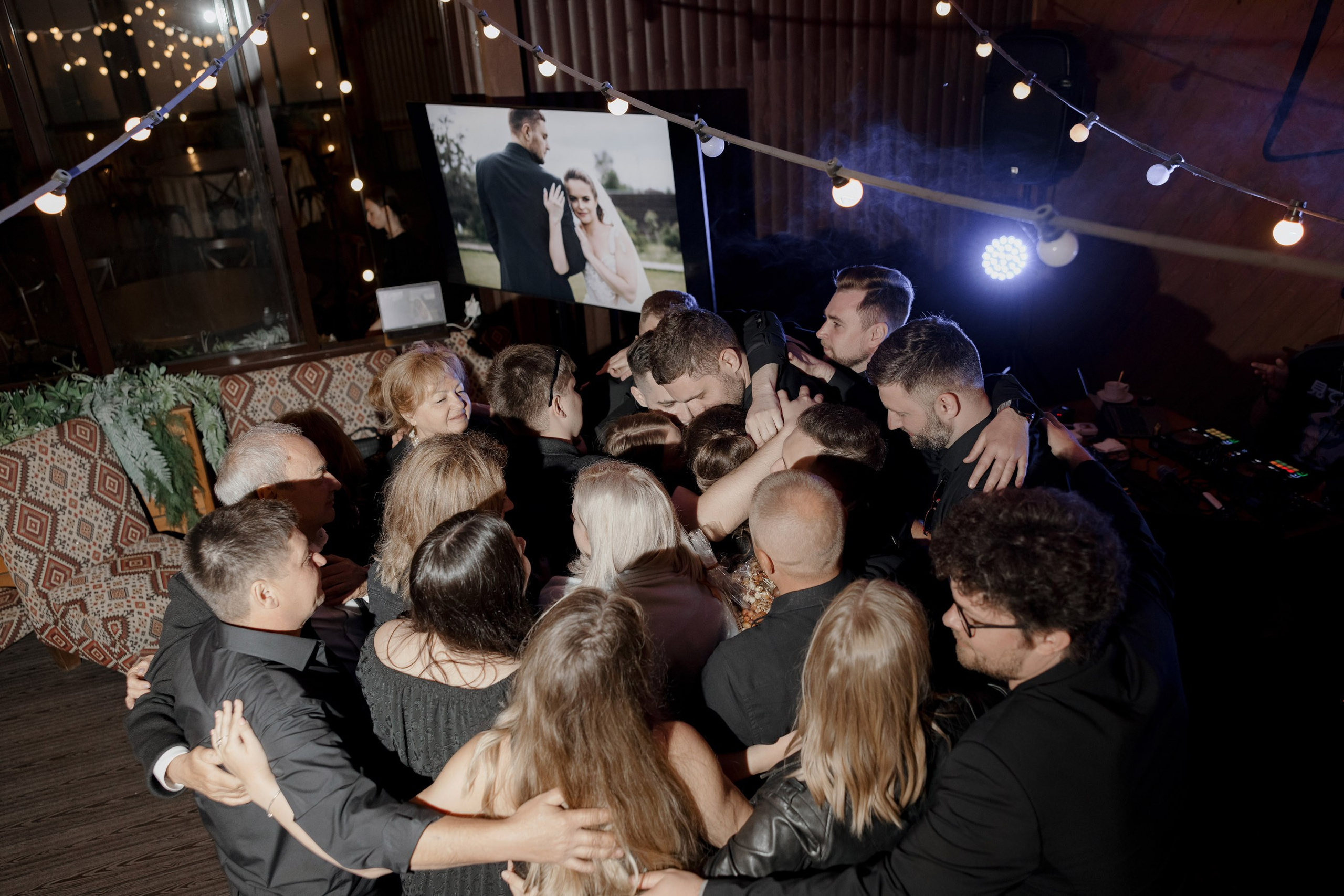 Артем и Вера. Свадебный фотограф и видеограф Юрий и Эля Дубинины