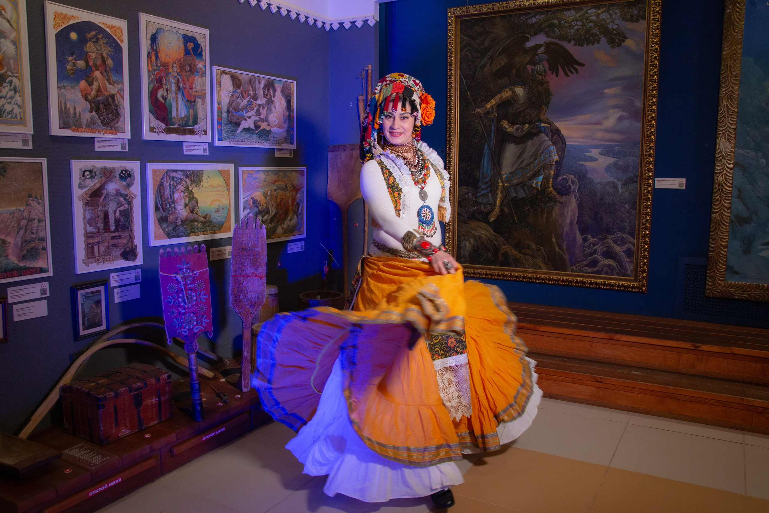 Танец в музее. Музей славянской мифологии. Модель Лана Чернявская. Ваш фотограф Северск | Томск
