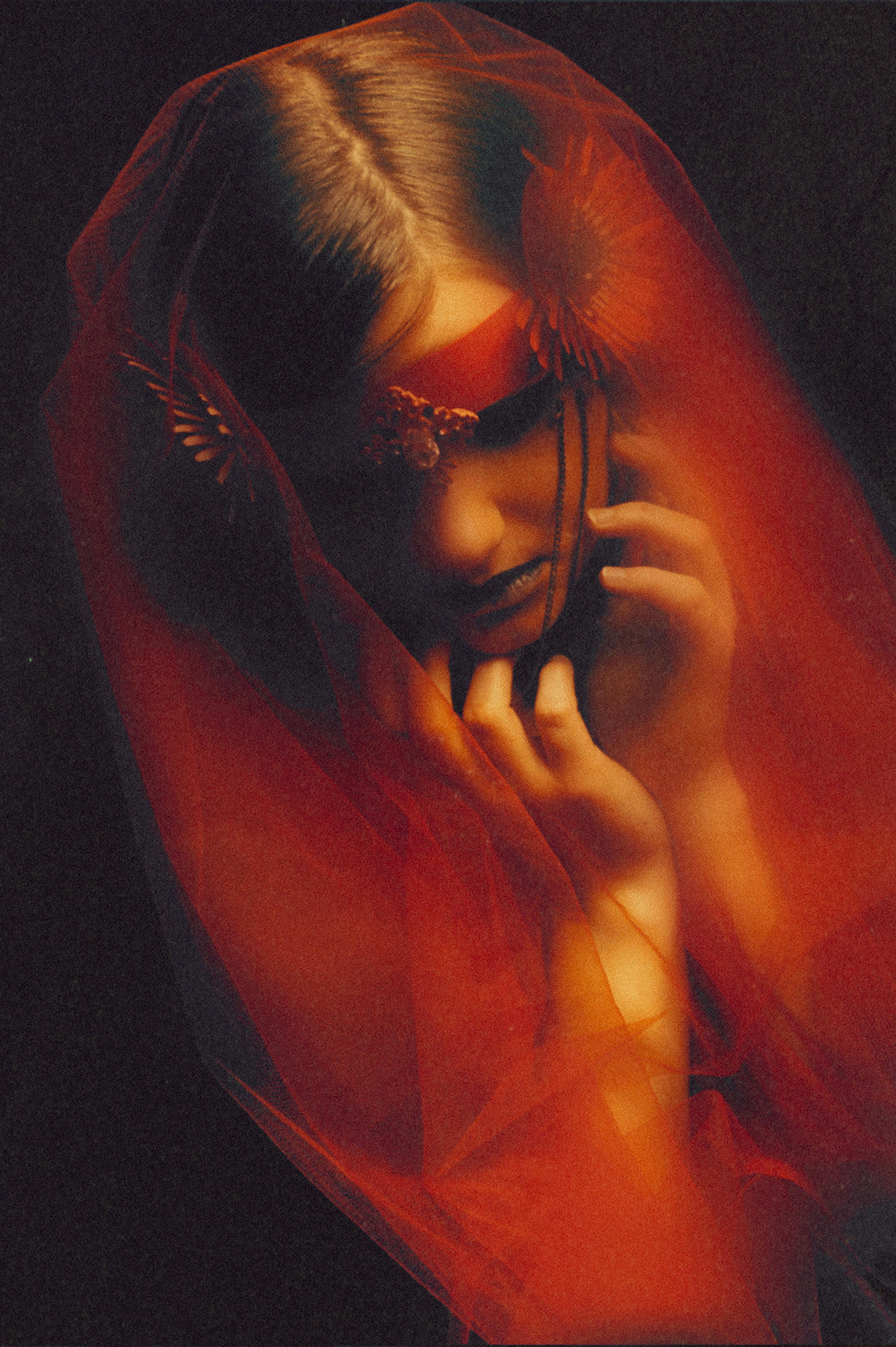 Red ASH. Дарья Володина — арт и fashion фотограф в Москве | рекламные и ювелирные съемки