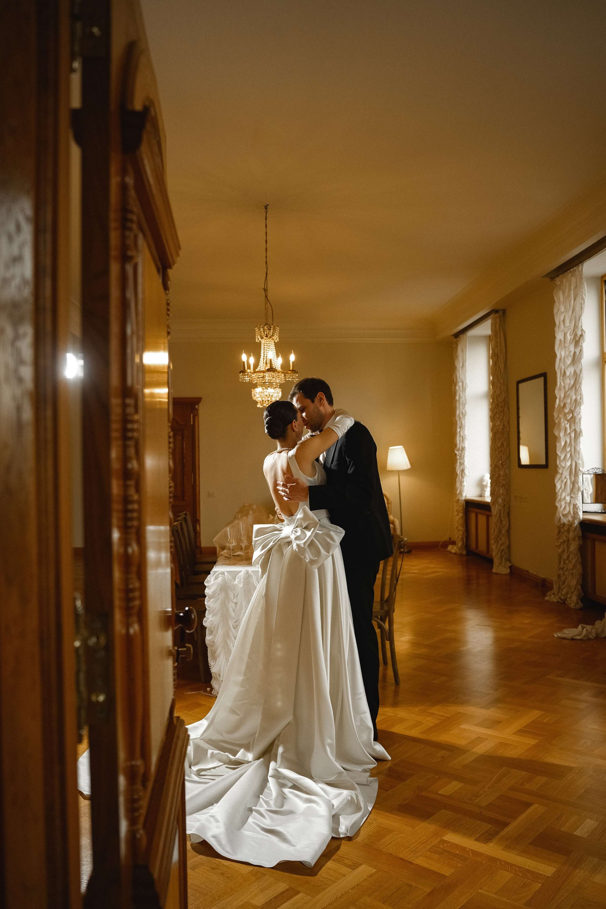 The story of the mansion. Свадебный фотограф и видеограф в Ростове-на-Дону. Максим и Наталья Лебедевы