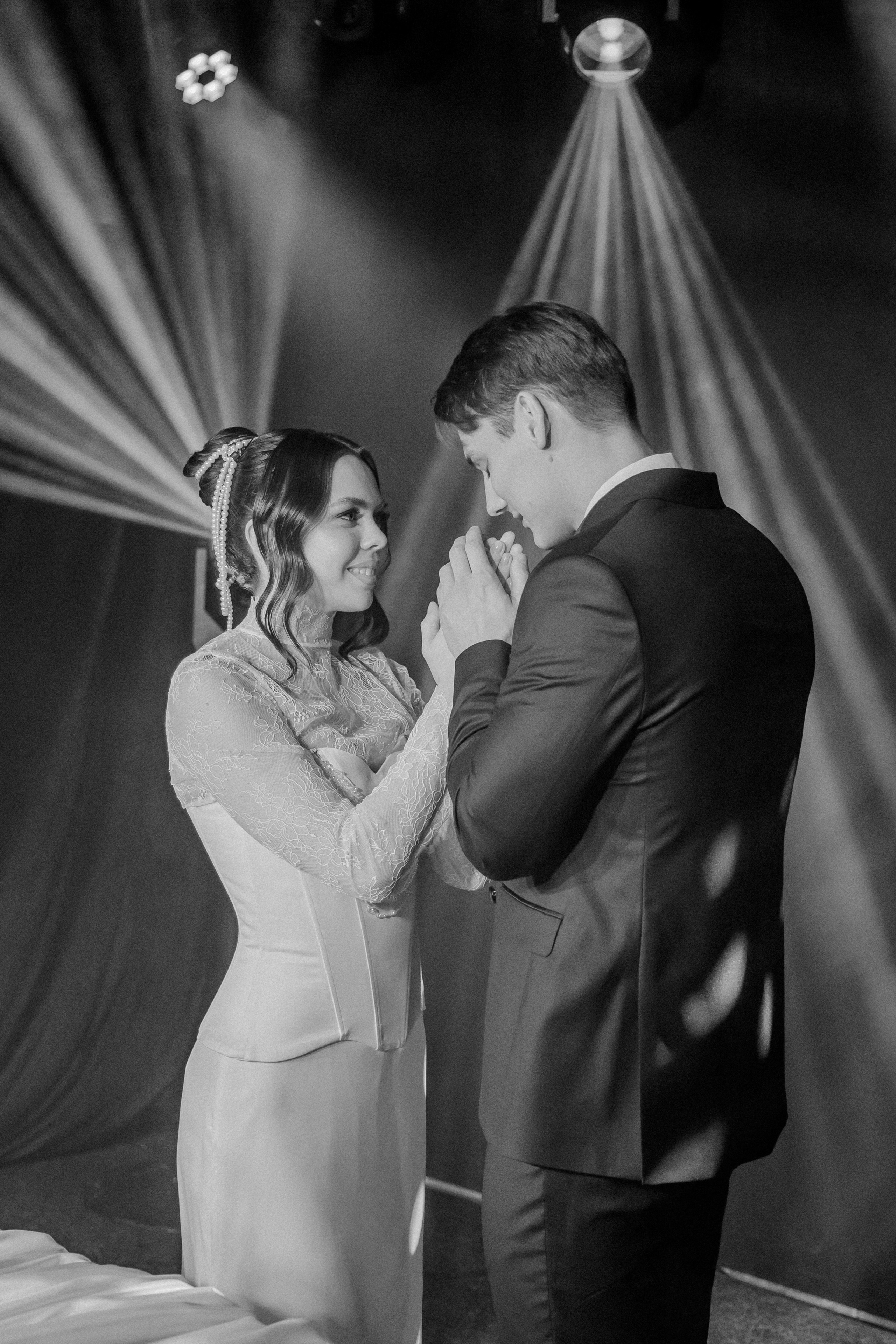 Мария & Александр. Любовь со светом. Свадебная фотография. Арина Рубах