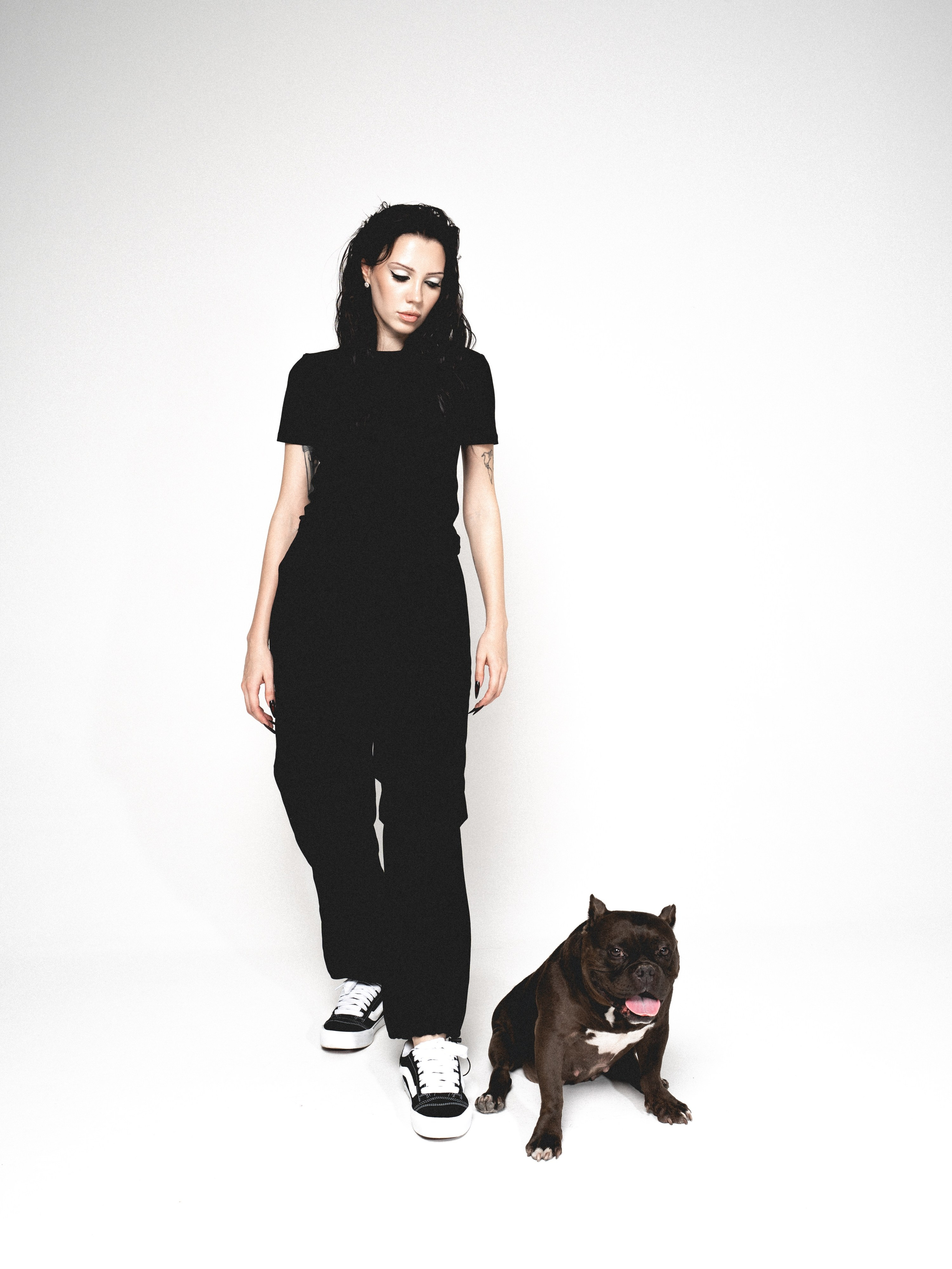 С собакой в студии. Иван Упоров — фотограф, рилсмейкер чебоксары