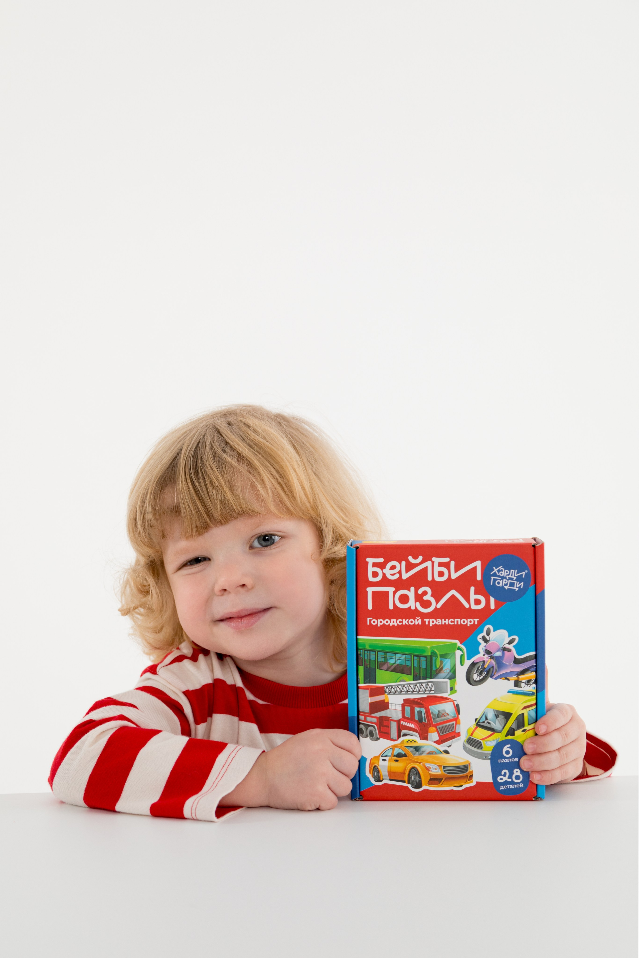 Съемка в циклораме для Харди Гарди. Детский и контент фотограф Надя Волкова Санкт-Петербург