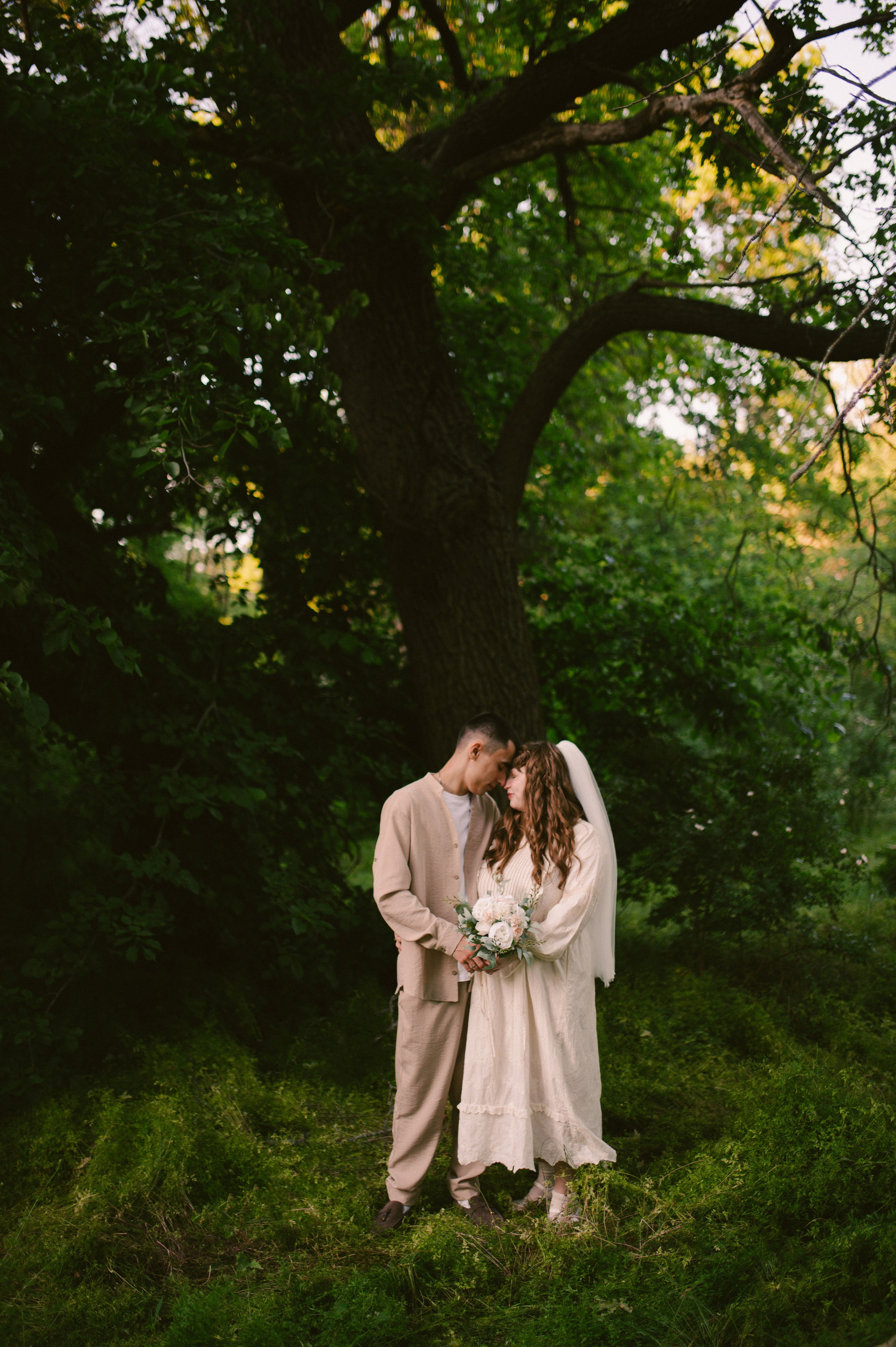 Саид и Алёна Свадебная прогулка 25.05.25. Свадебный и семейный фотограф Волгоград Анастасия Садовникова
