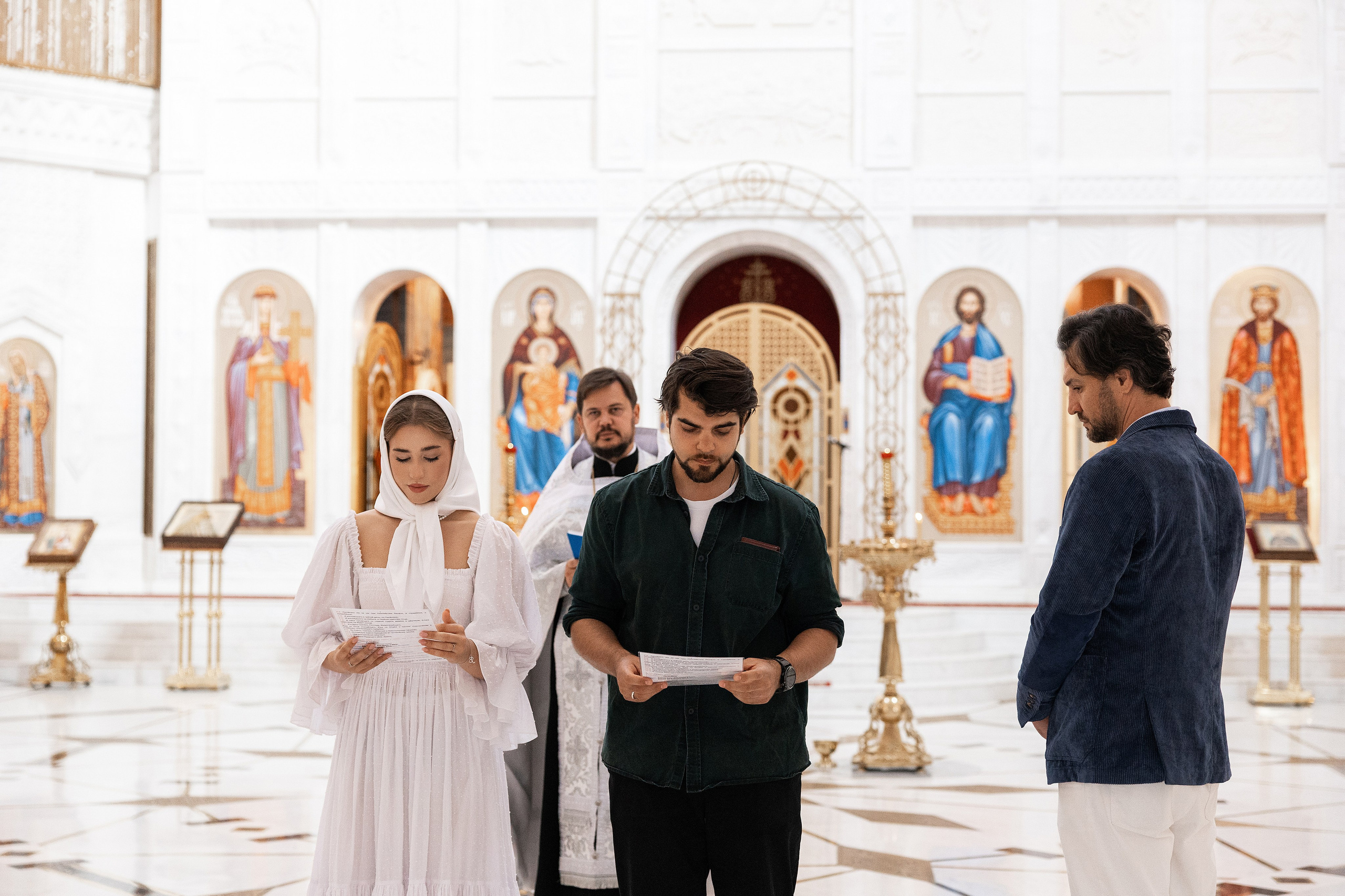 Крещение Аделины. Фотограф Крещение, Выписка москва
