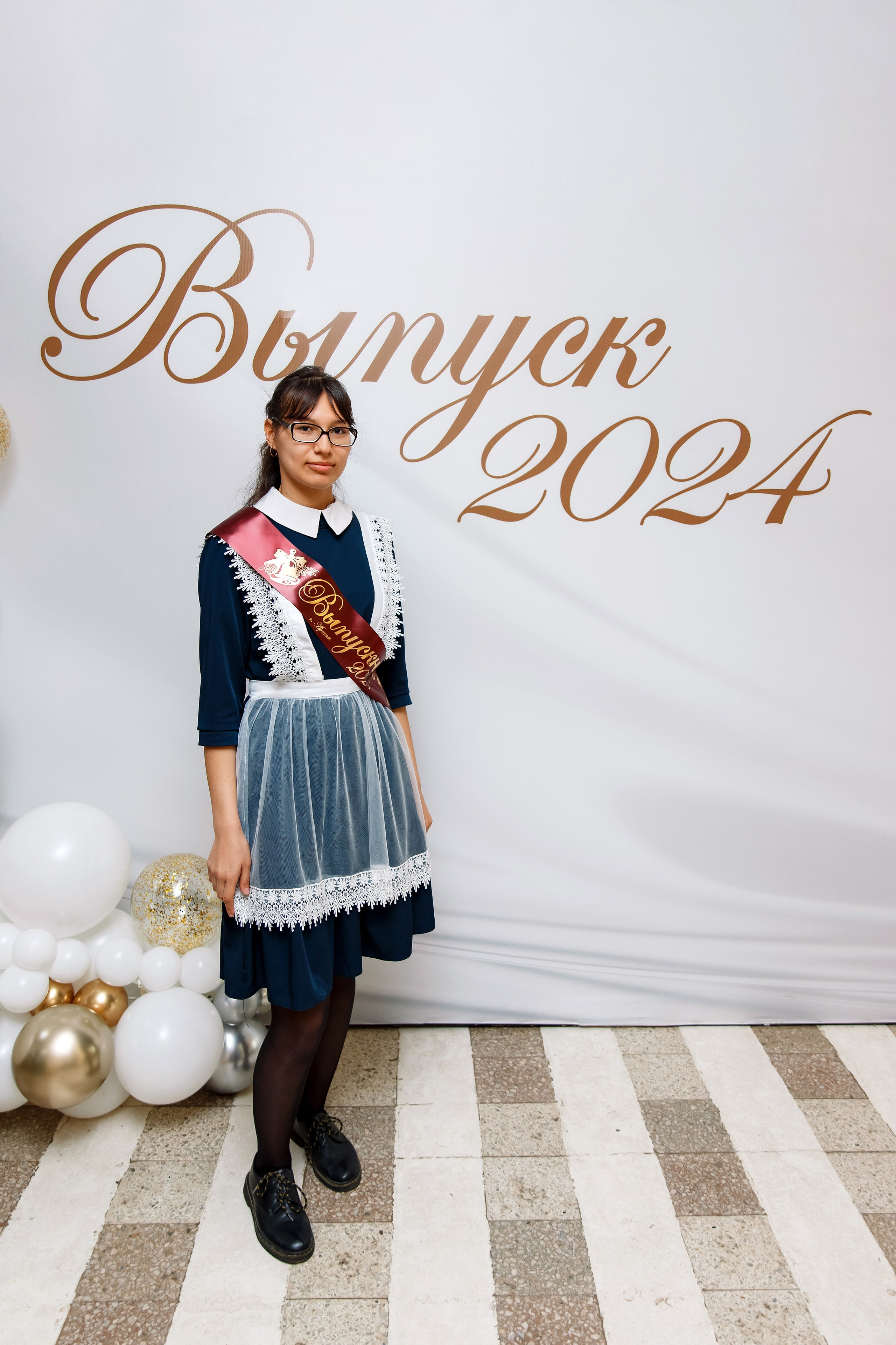 11 класс Последний звонок. Фотограф Любовь Корниенко, Примоский край