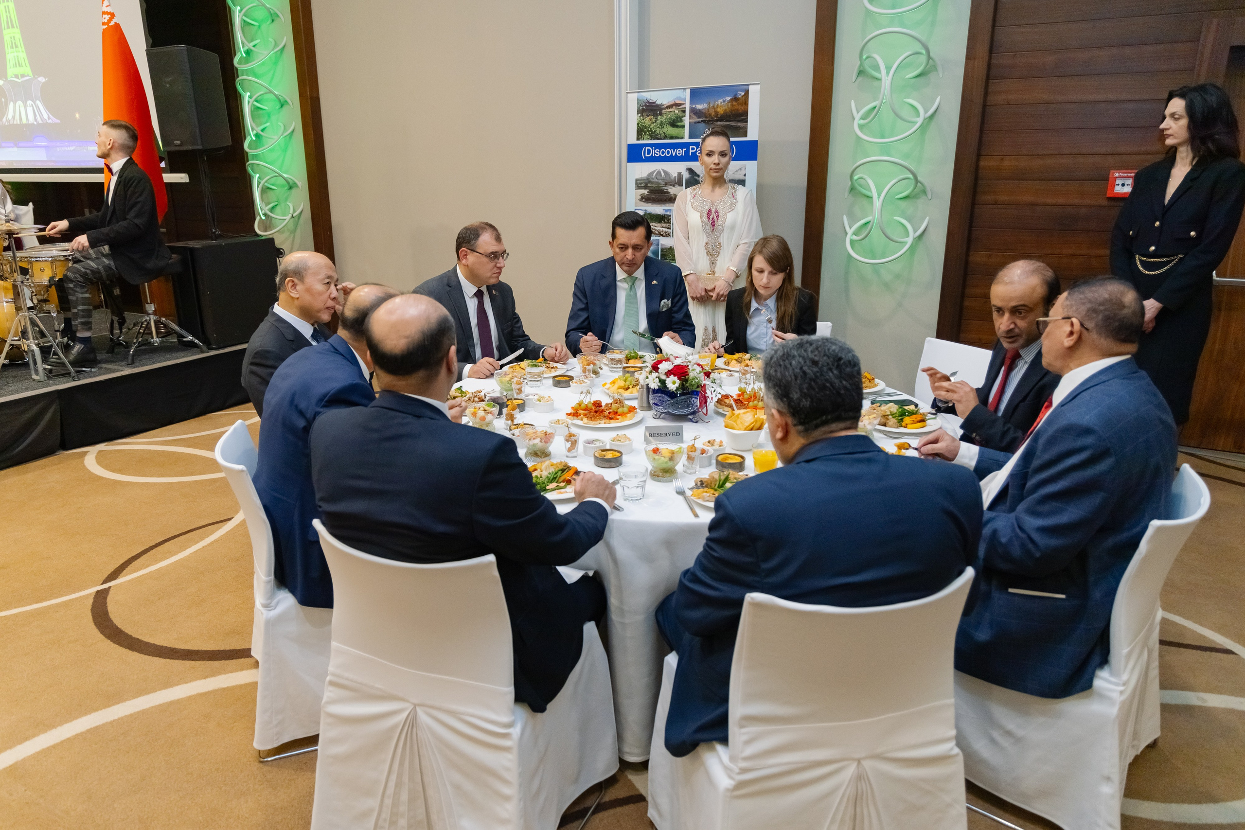 Фотосъемка делегации Пакистана в Беларуси в отеле Марриотт. Свадебный фотограф в Минске/Беларуси Сергей Спиридонов