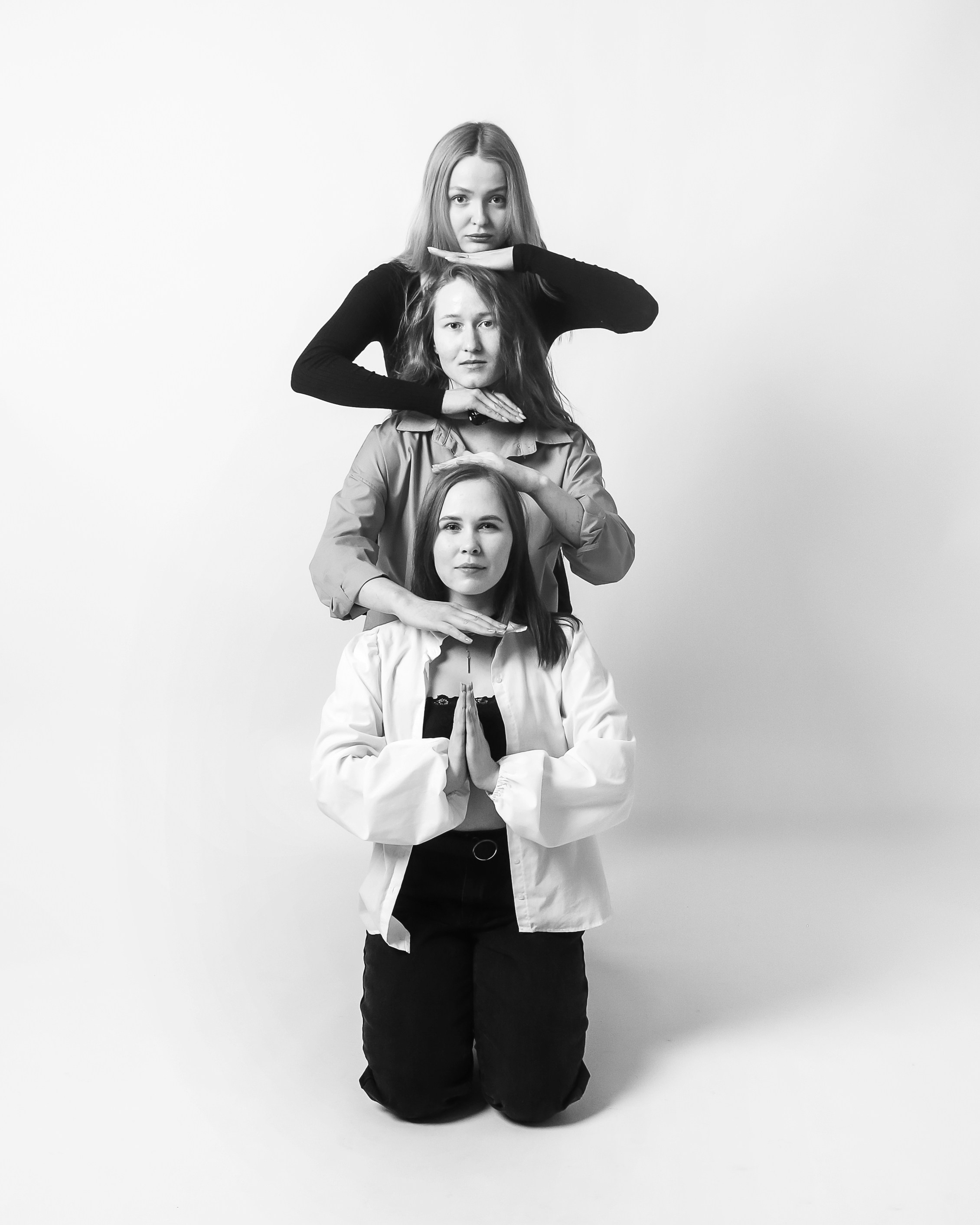 Девичник в честь дня рождения одной из подруг. Фотостудия Автопортретная № 2 в Ижевске