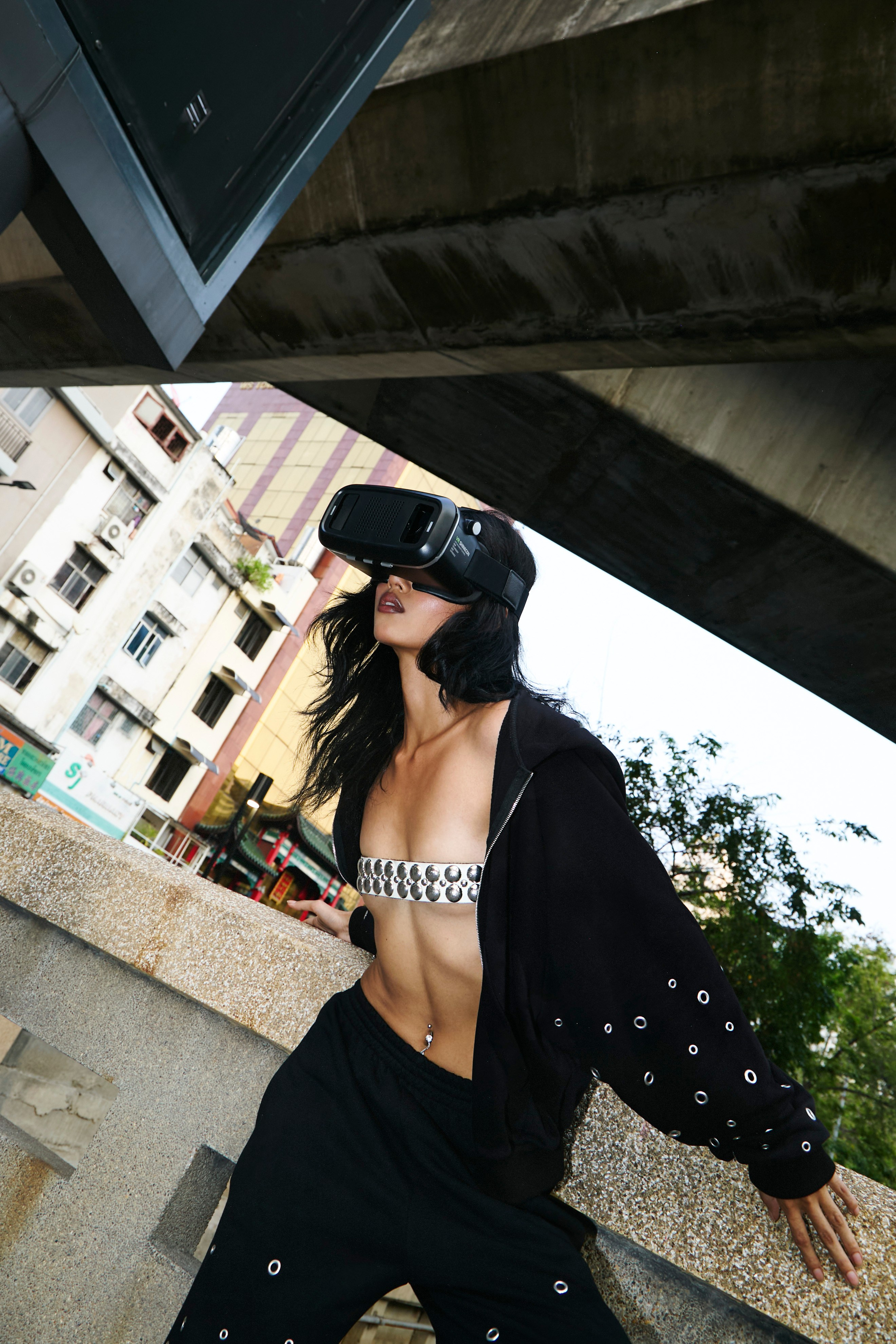 Deviant. Arina Kharakhashian