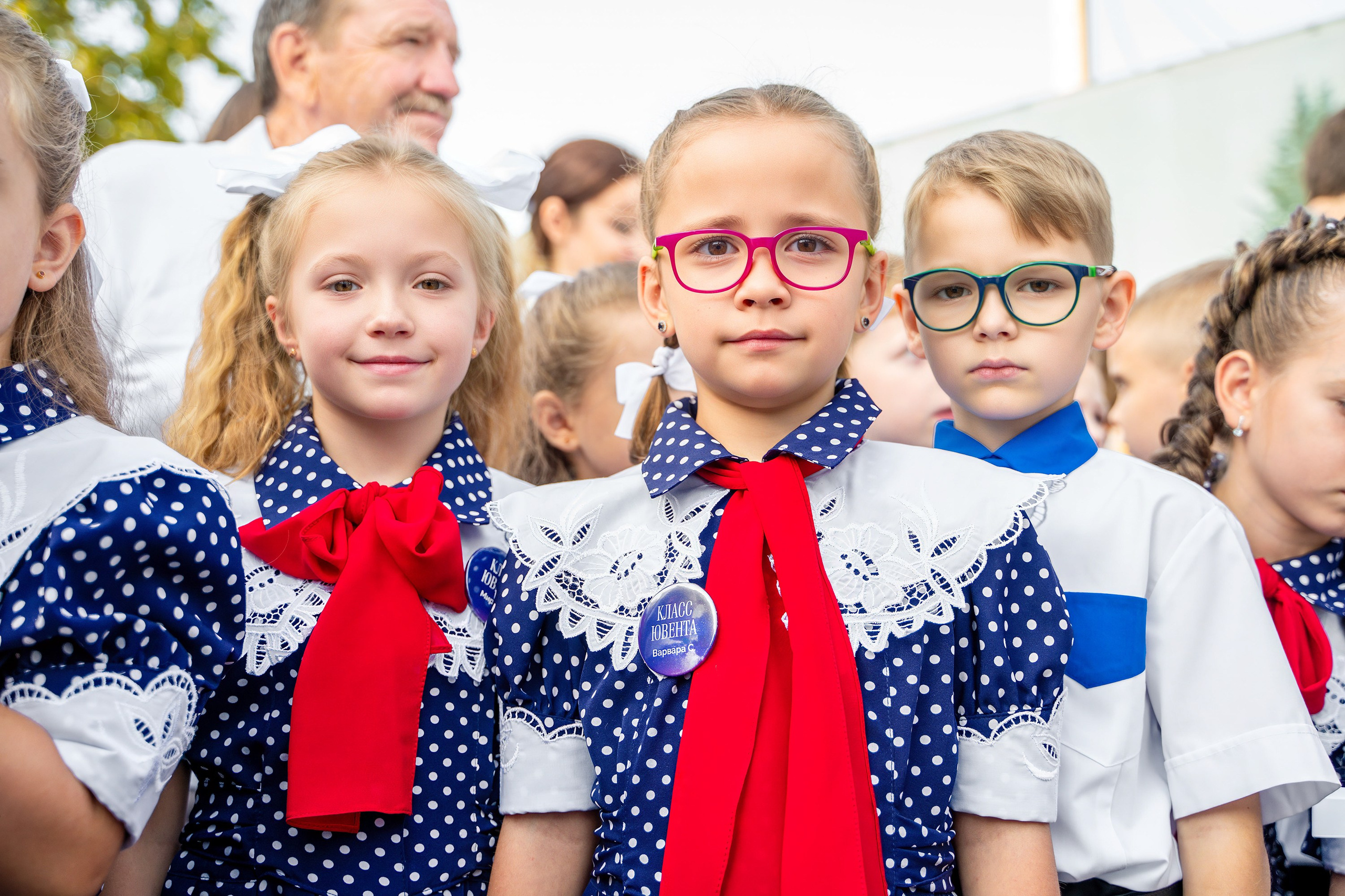 1Сентября_ ЮВЕНТА 1кл_Гимназия 92. Фотографы из солнечного Краснодара Вадим и Надежда Митус