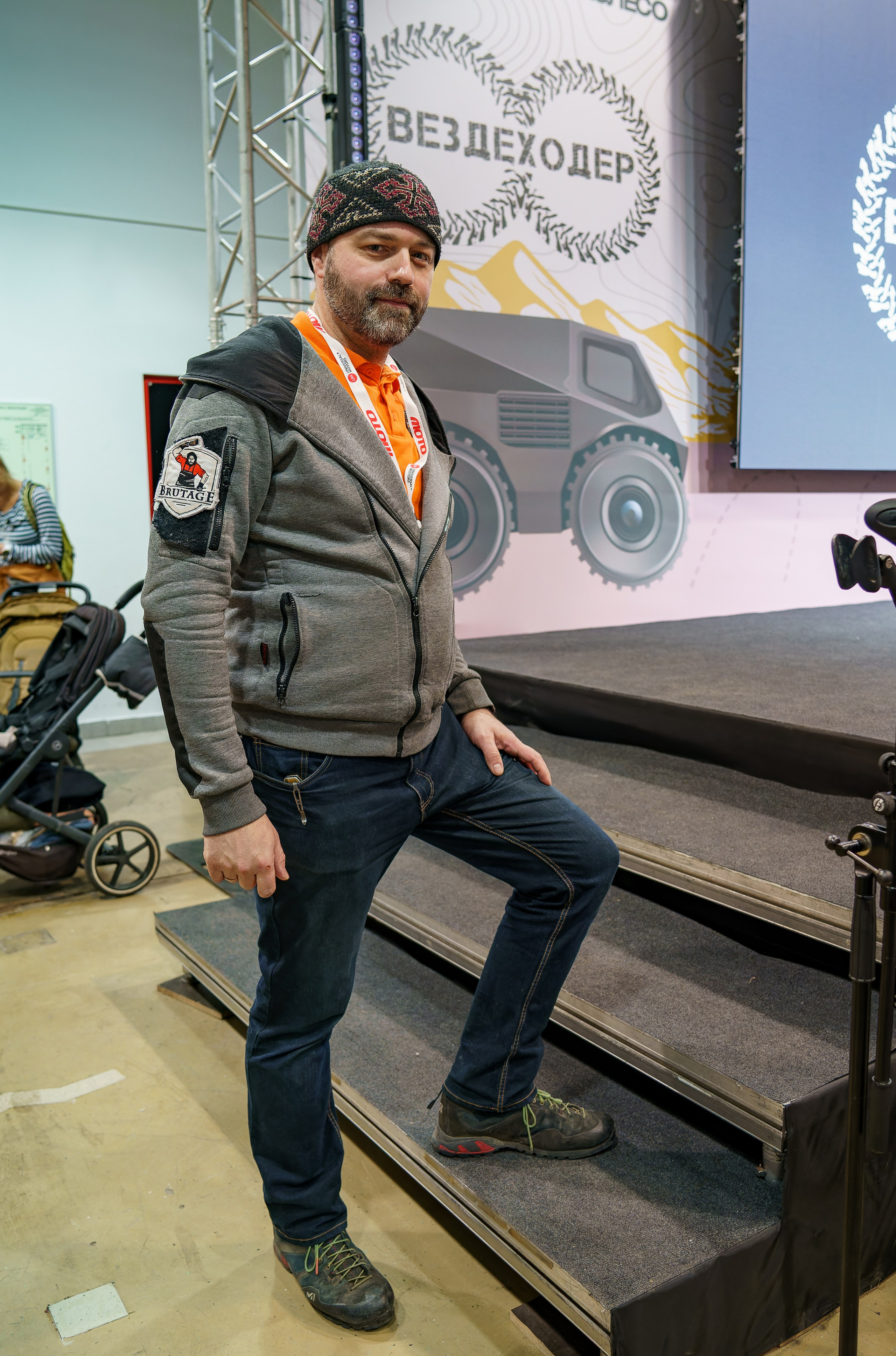 Прогулка по выставке «Поехали 2024 год». «Студия DRONAVT`s» — видеосъёмка и фотография г. Москва