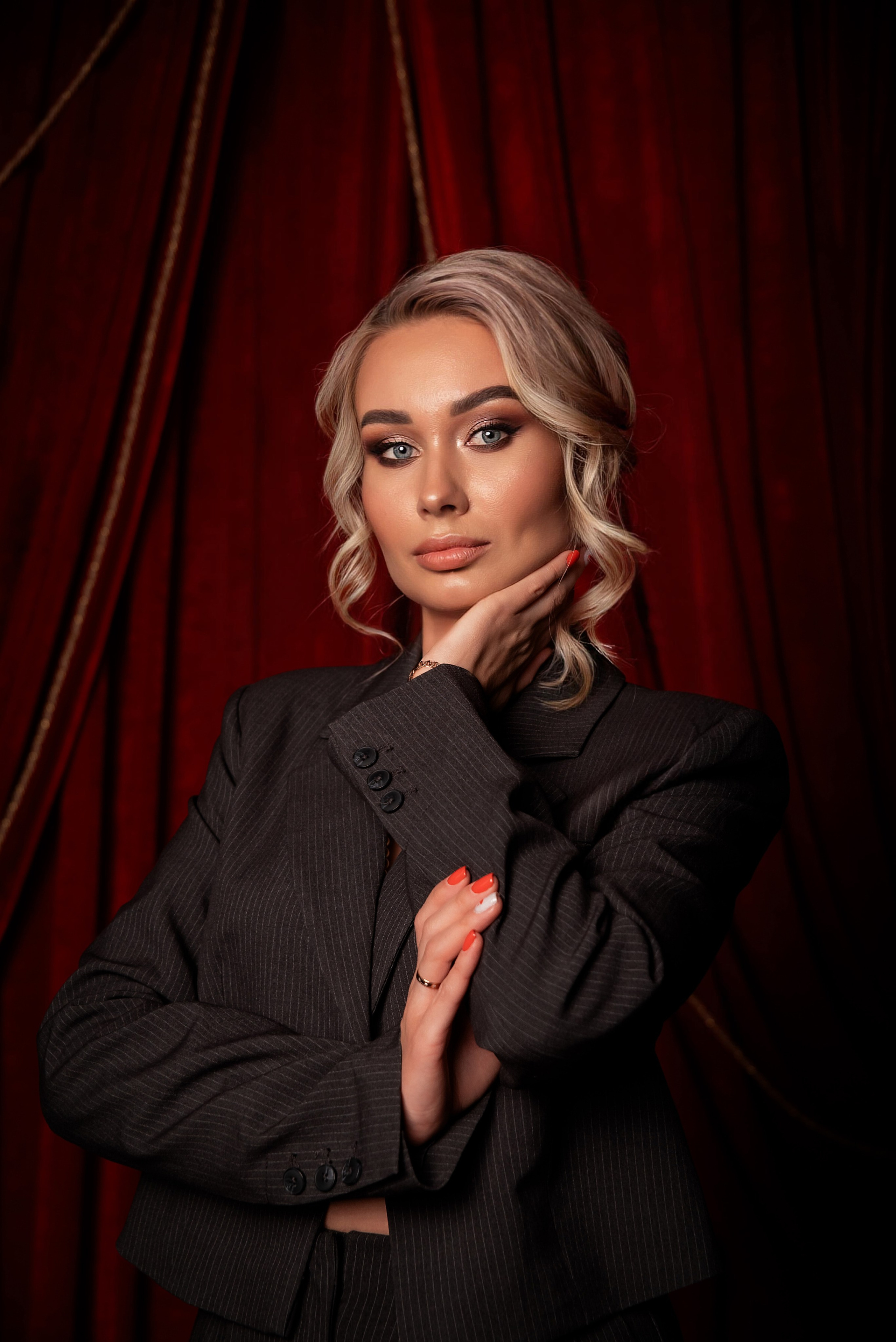 Красный. Свадебный и семейный фотограф в Ижевске Романова Ольга