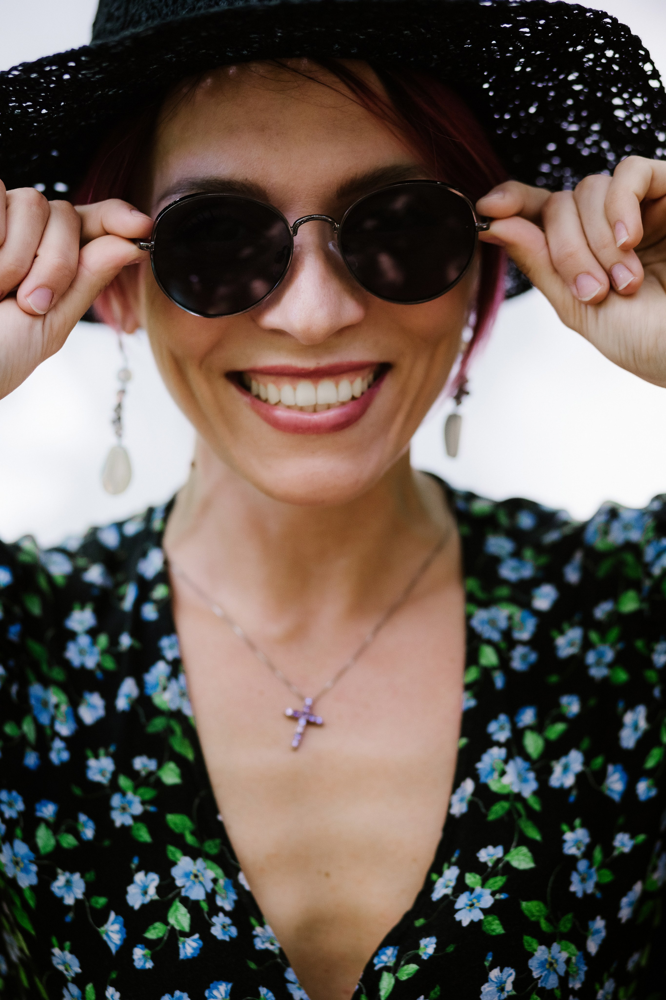 Ощущение леса в городе! Портреты на Белом Фоне в Дубках Таганрога. Свадебный и семейный фотограф в Таганроге Бакарюк Антон