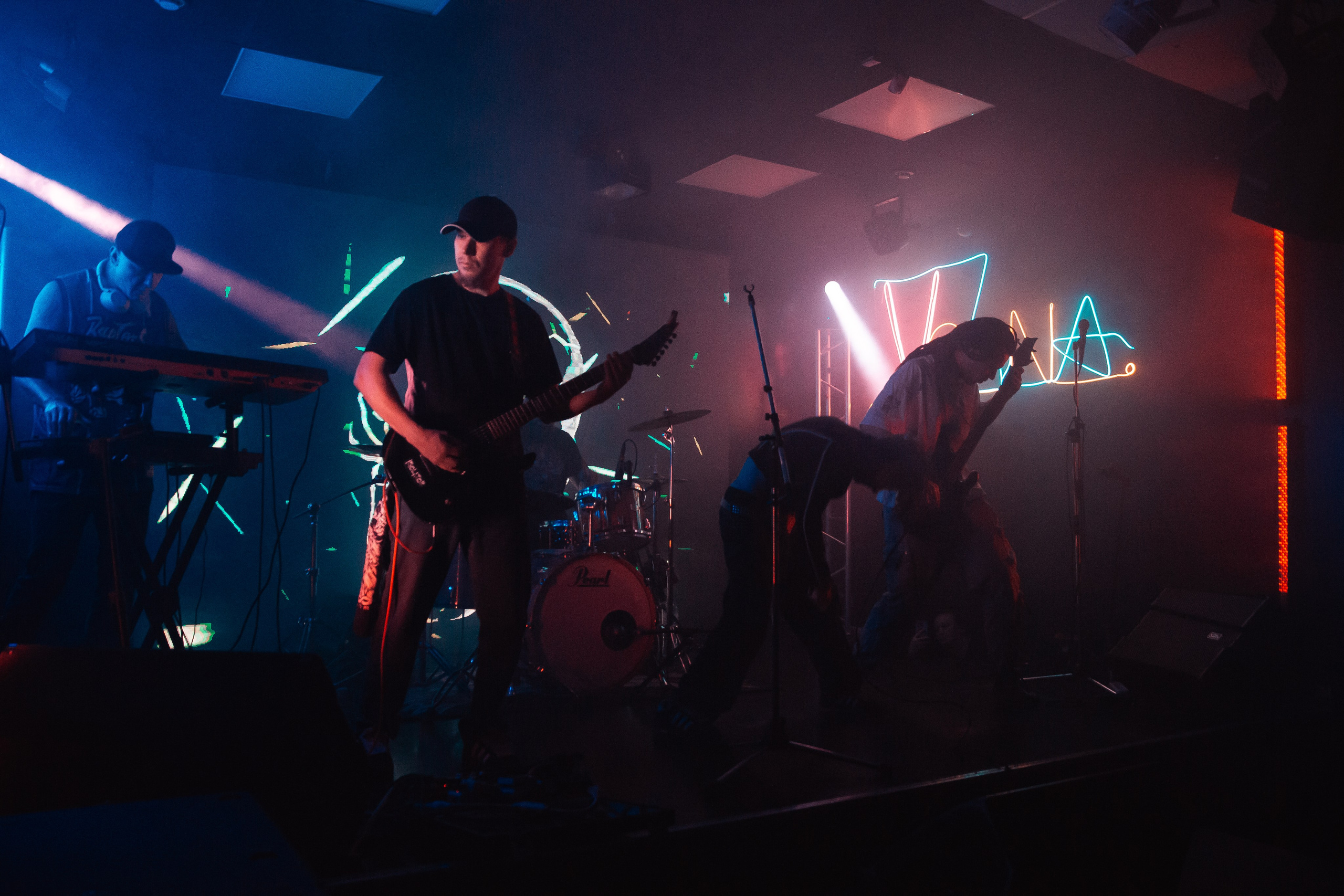 Isolator, Красноярск, 23.11.2025, Волна. Фотограф Регина Крикунова г. Красноярск