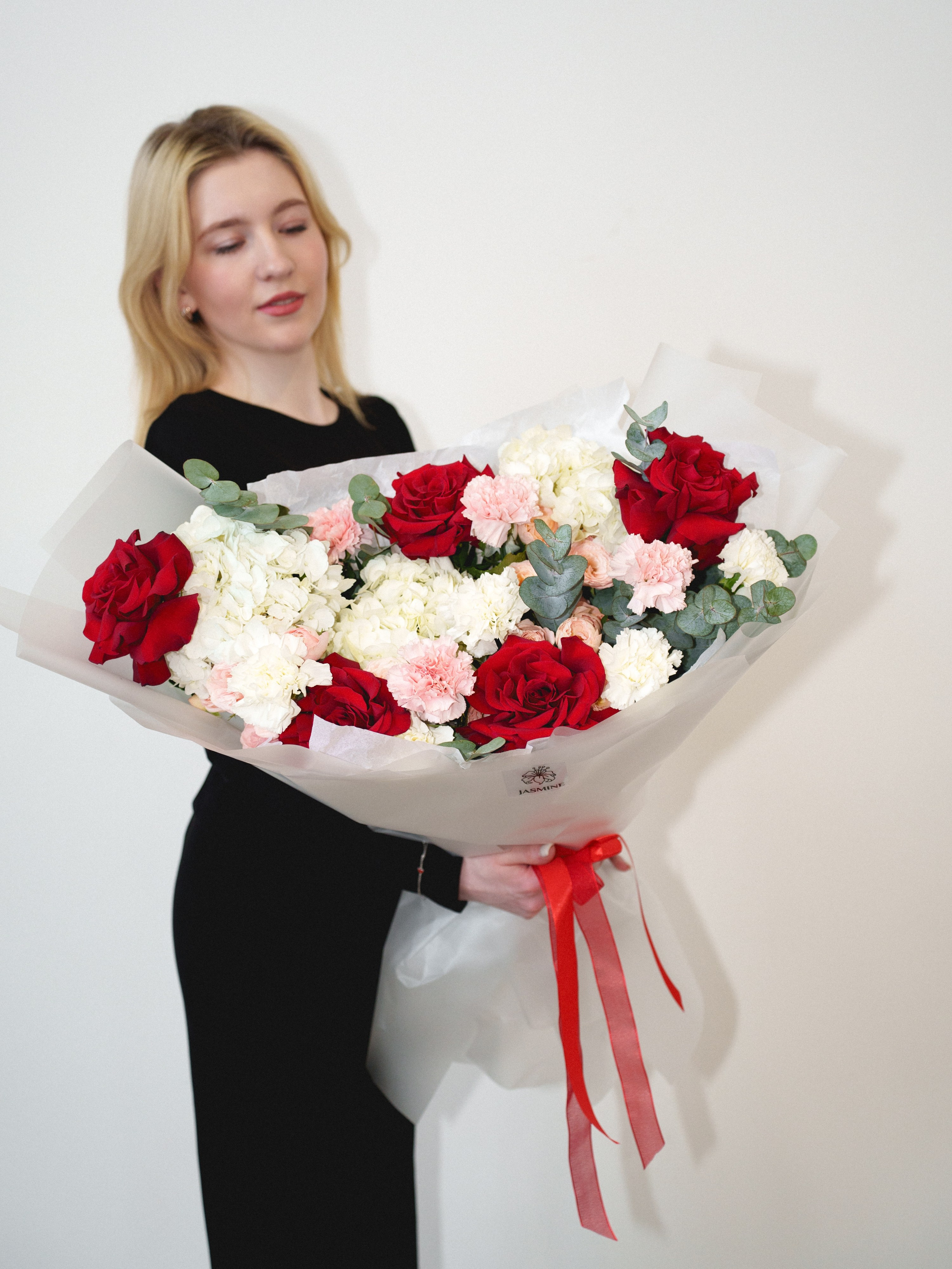 Цветы (контент к 14 февраля). Иван Упоров — фотограф, рилсмейкер чебоксары