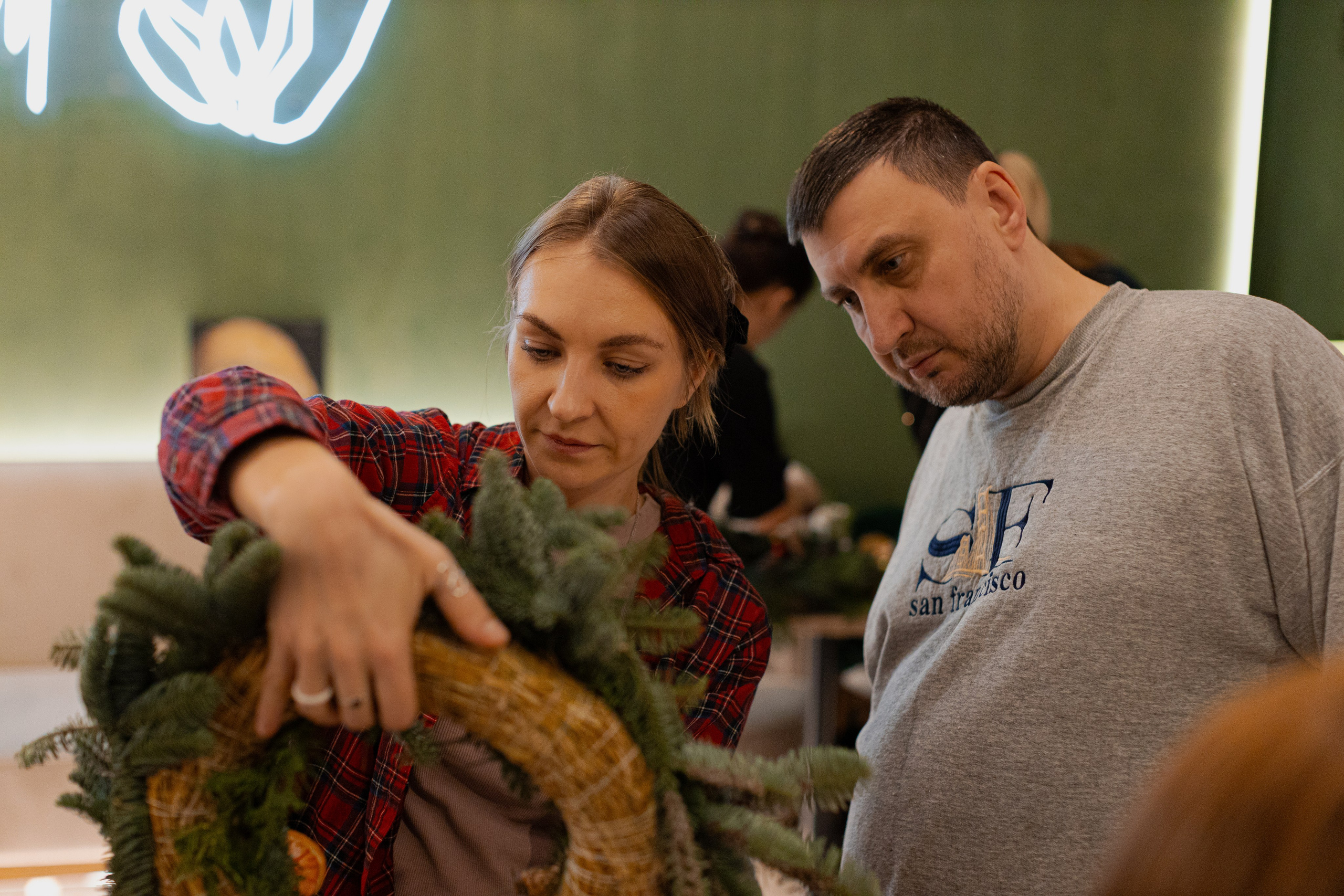 Мк свечи и венок (новогодний корпоратив). Анастасия Ракчеева Художник