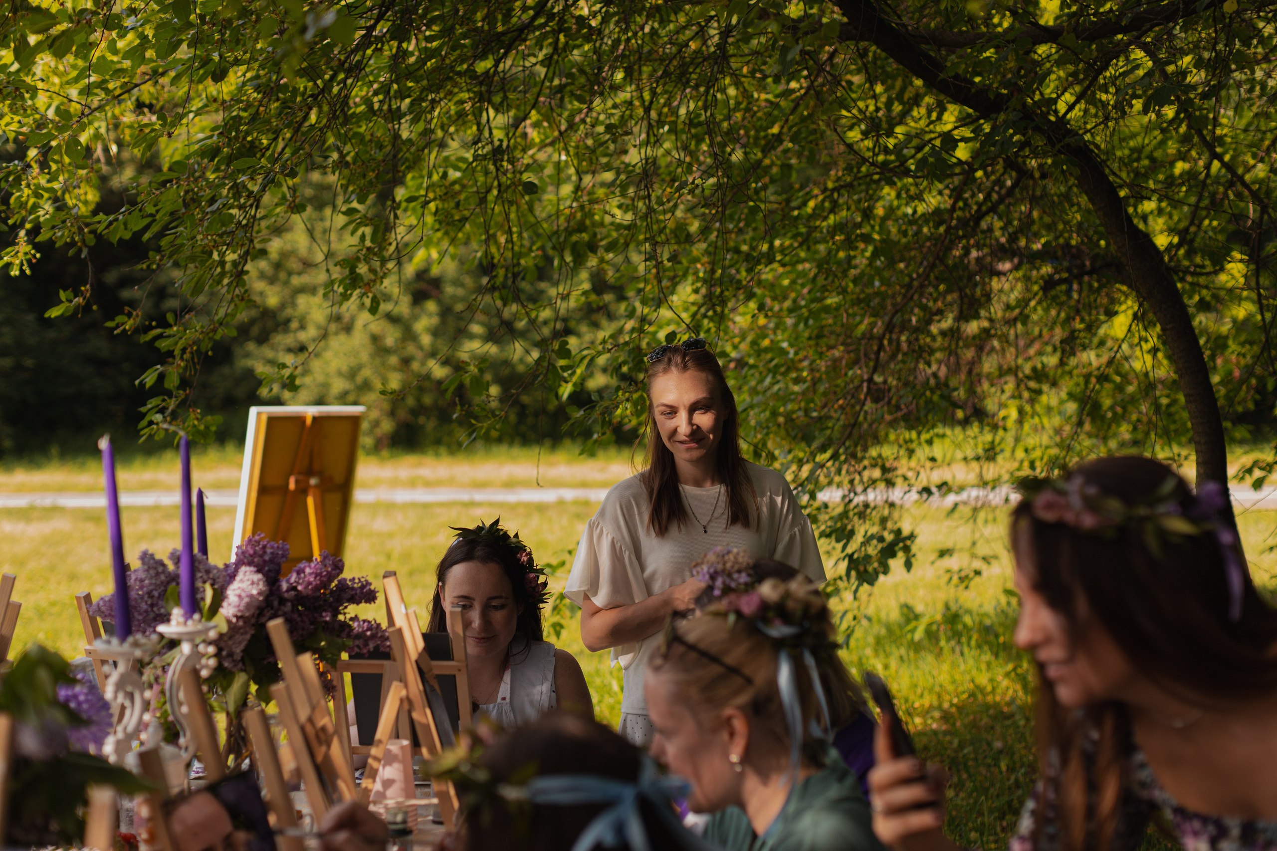 Мк Сирень на зеркале (девичник в парке). Анастасия Ракчеева Художник