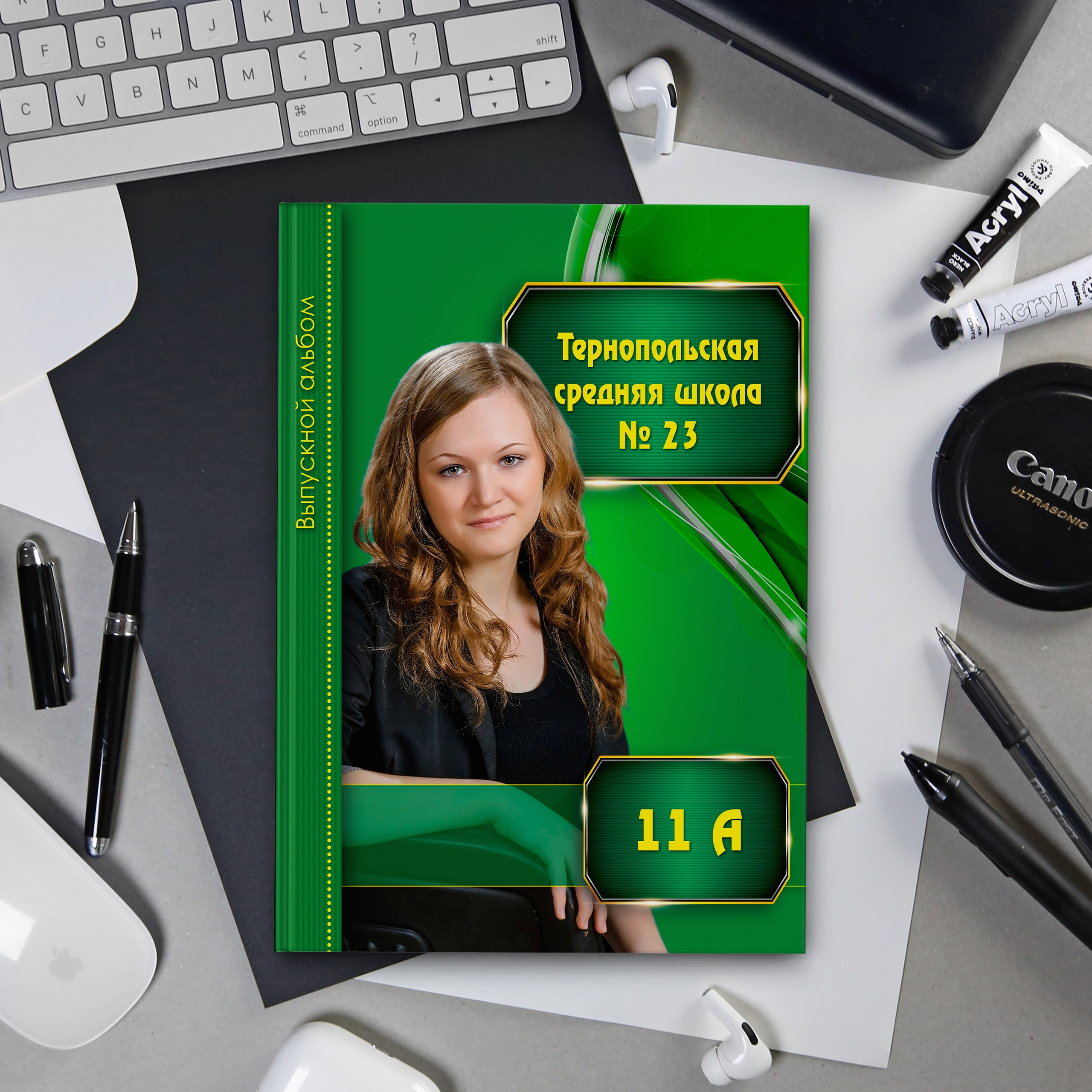 Шаблон 29 Старшая школа «Зелёный стиль» Выпускной альбом, Цитаты для выпускного альбома. medlori Выпускной альбом в Липецке Медведева Лариса  Шаблоны фотокниг, шаблоны макетов, дизайны для альбома, Дизайн школьного альбома, скачать дизайн, PSD макет фото книги, PSD дизайн, шаблоны для фотографов, макеты дизайнов альбомов, дизайн альбома для детского сада, дизайн альбома для старшей школы, дизайн выпускного альбома скачать, шаблон фотокниги для детского сада, шаблон выпускного альбома для детского сада, шаблон альбома для старшей школы, шаблон альбома для первоклассников 1 класс, шаблон альбома для начальной школы 4 класса, шаблон альбома для 9 класса, шаблон альбома для 11 класса, мокапы для рекламы выпускных альбомов и&nbsp;фотокниг, цитаты для выпускных альбомов фотокниг.Дизайн, Выпускные альбомы в&nbsp;Липецке, medlori fotobook фотограф Медведева Лариса, контактный номер телефона 89995303953 шаблоны макеты фотокниг