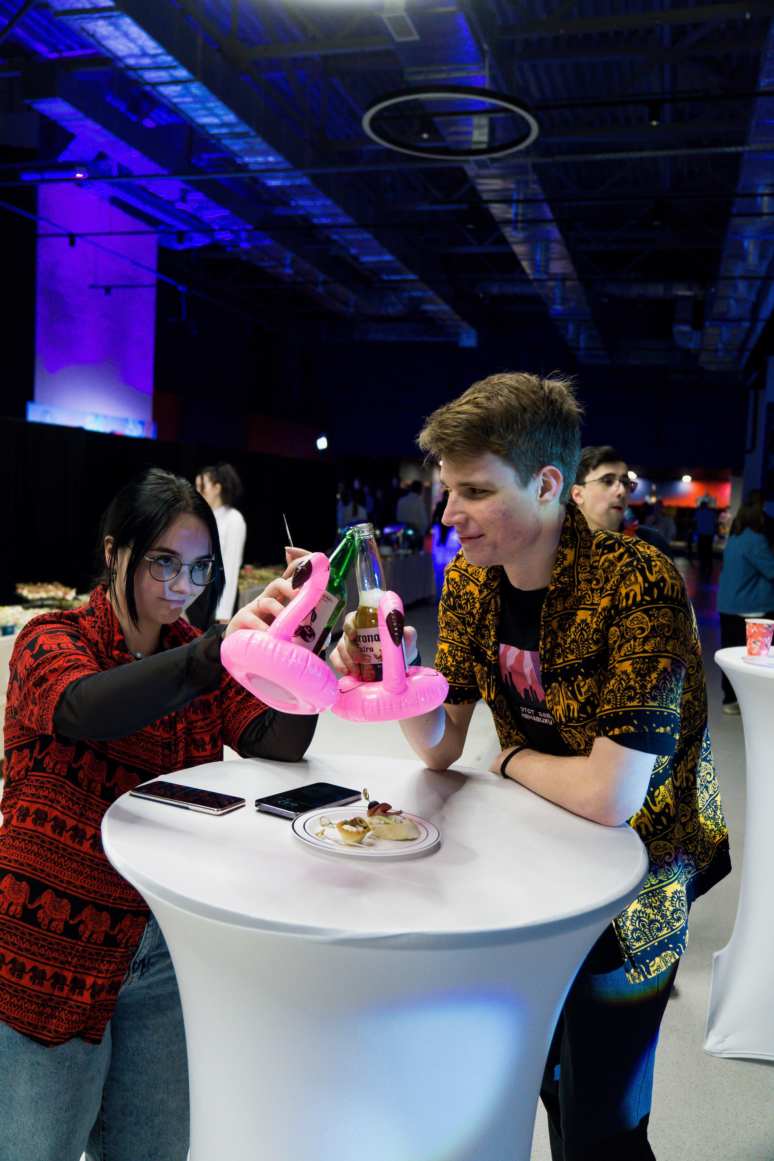 МТС корпоратив Гавайская вечеринка. Фотограф