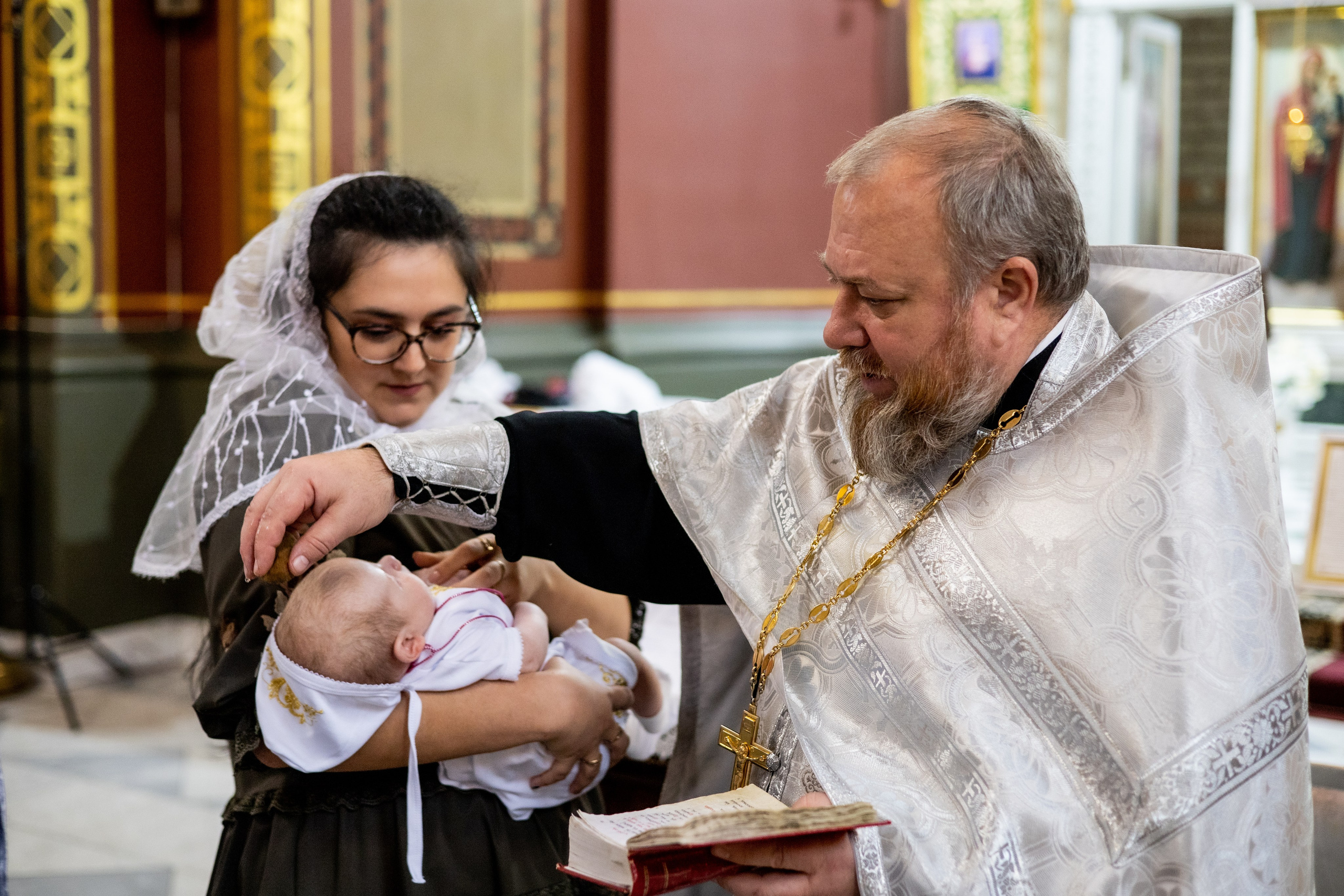 Крещение Алисы. Фотограф Надежда Лукьянова