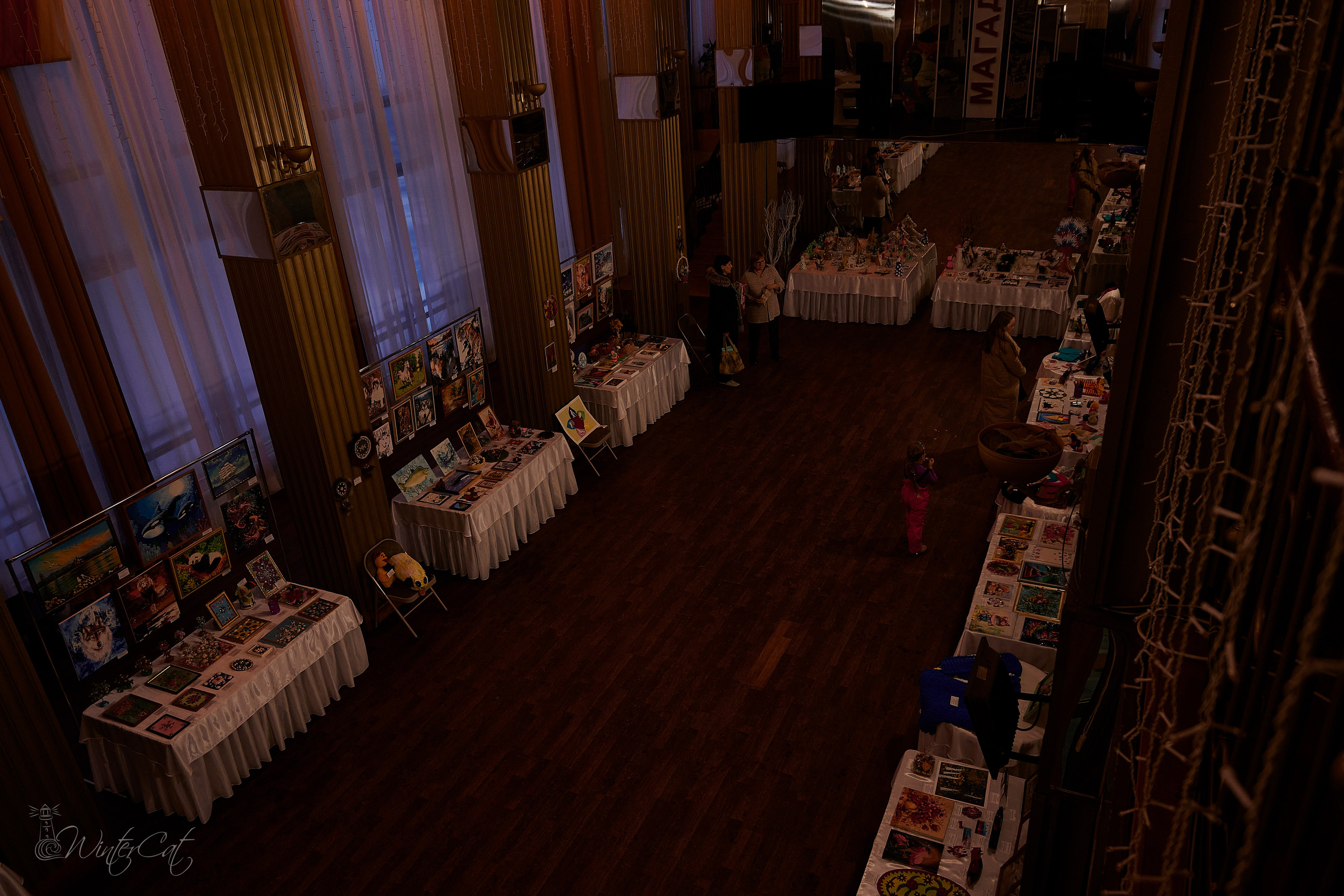 Ярмарка 07.12.24. Портретный и репортажный фотограф в Магадане Андрей Нефедов WinterCatPhoto