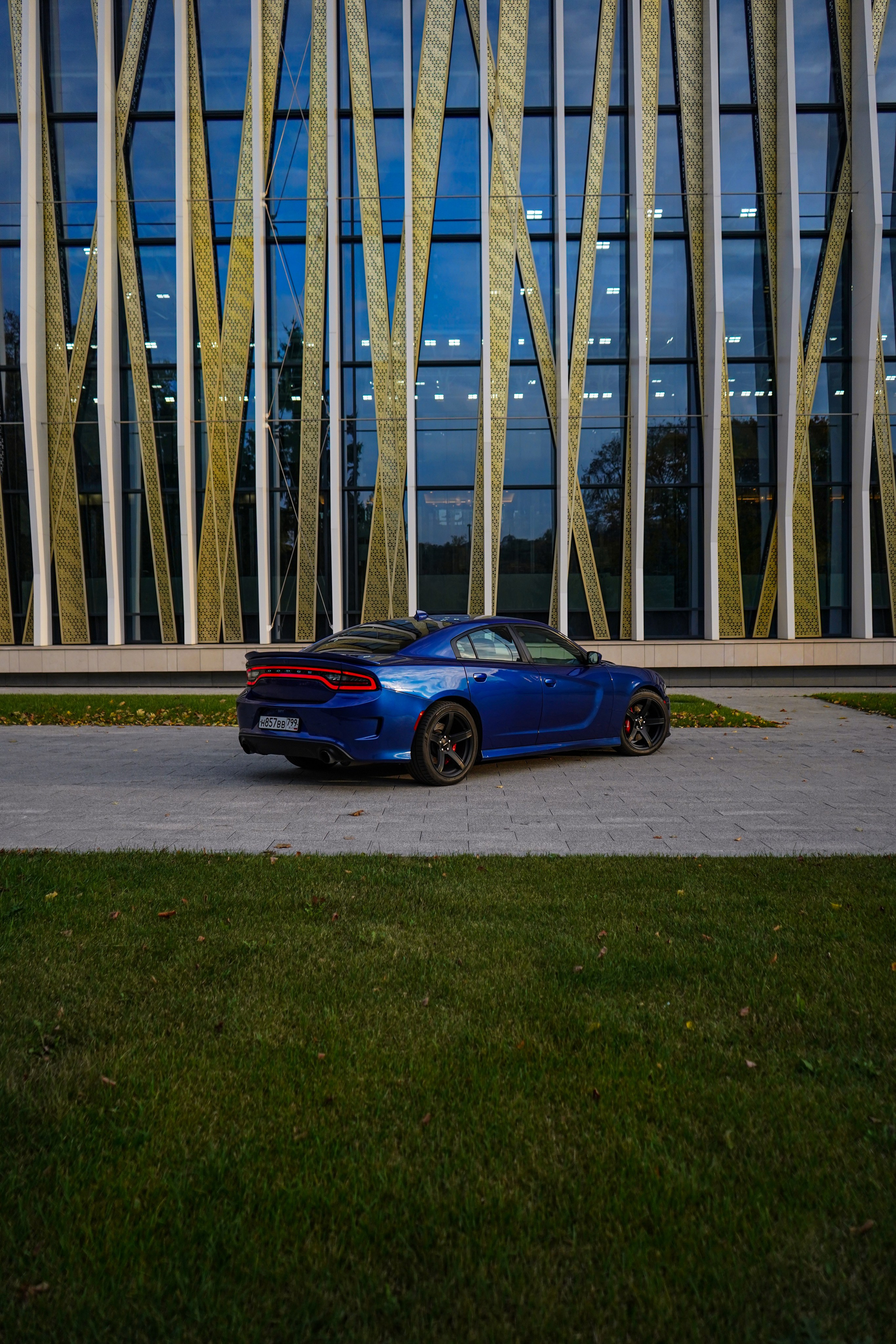 Dodge Charger Hellcat. Автомобильный фотограф Шакая Кирилл